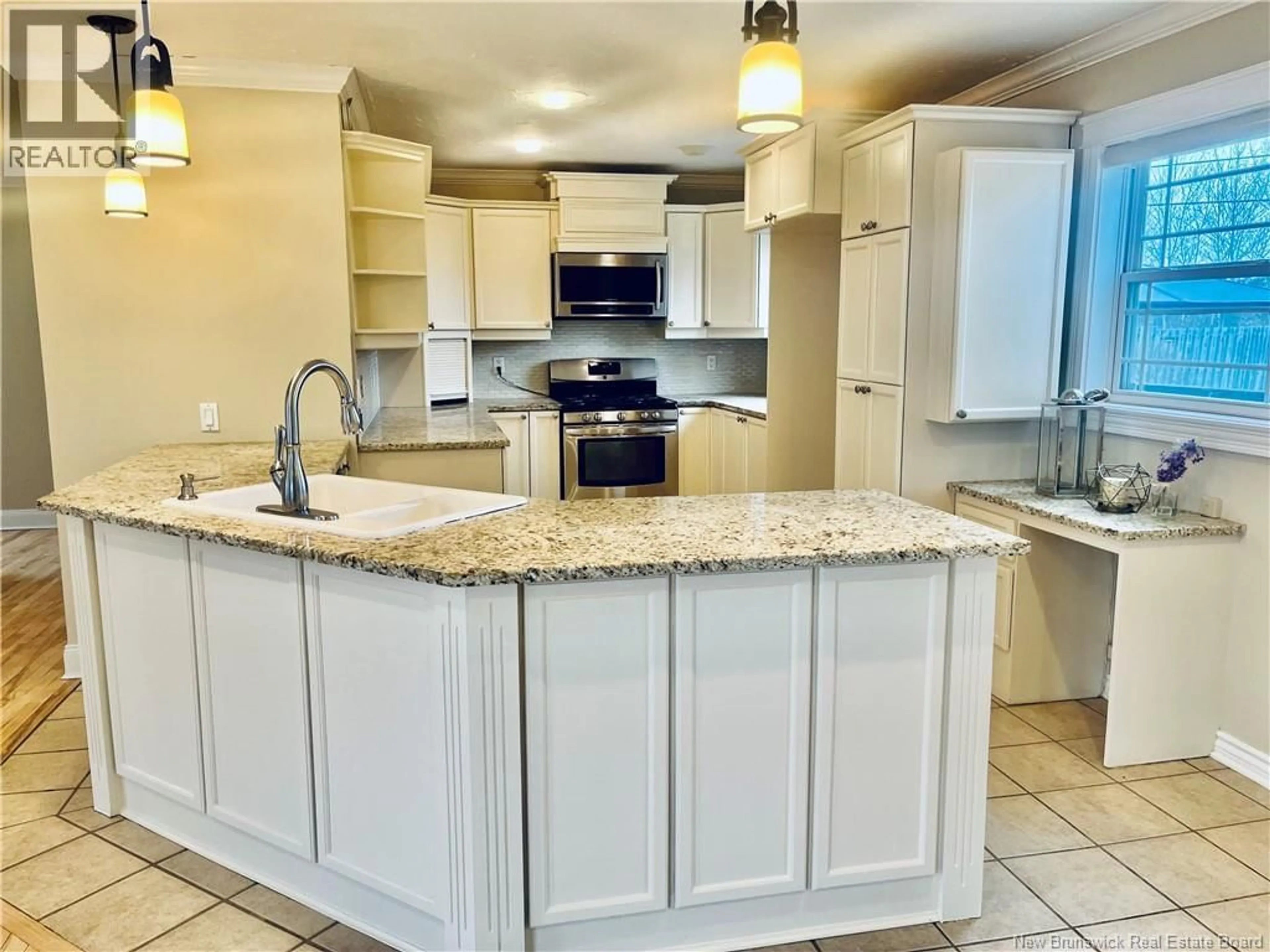 Open concept kitchen, ceramic/tile floor for 72 BLISS CARMAN DRIVE, Fredericton New Brunswick E3B9P4