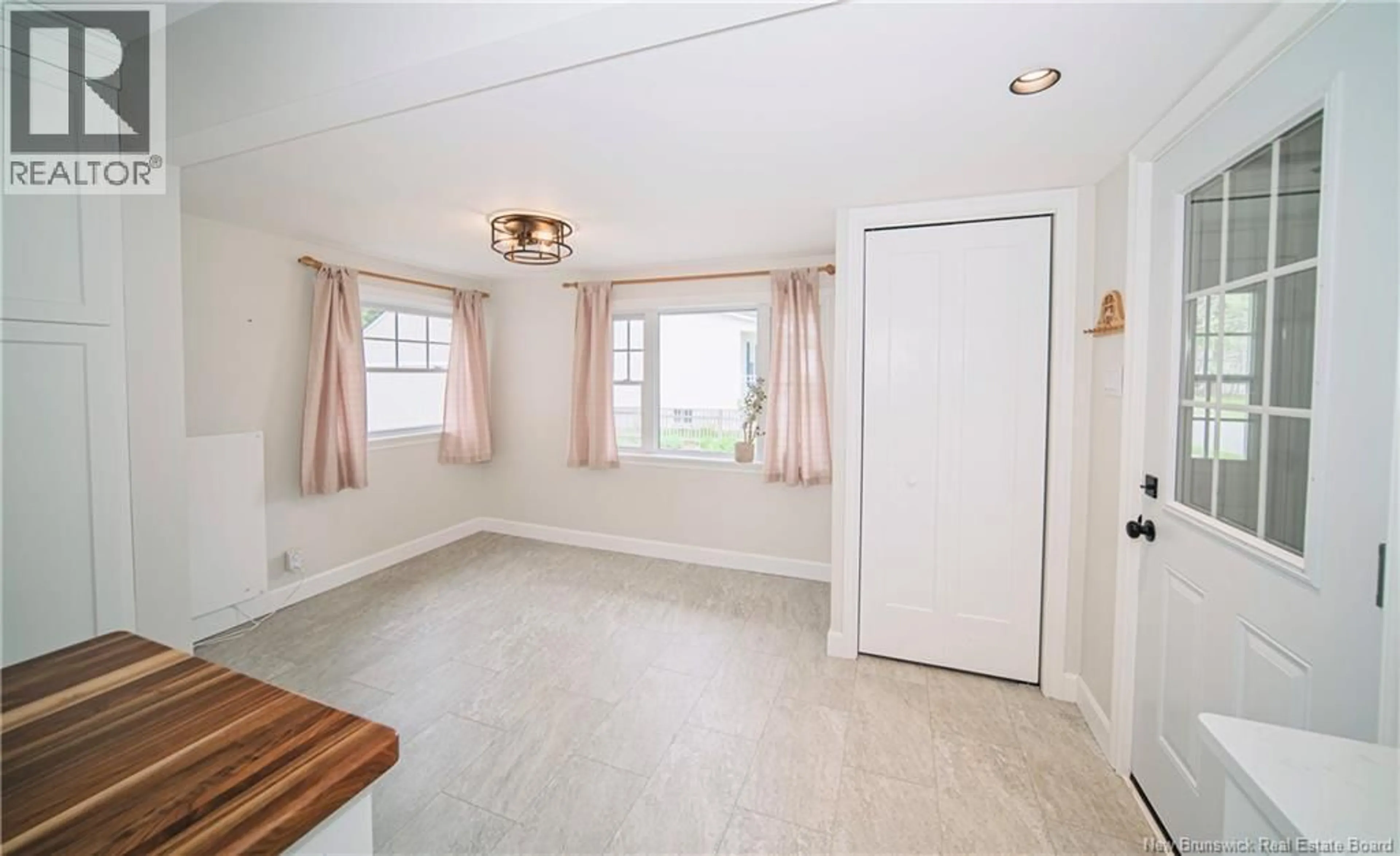 A pic of a room for 171 SUNSET DRIVE, Fredericton New Brunswick E3A1A2