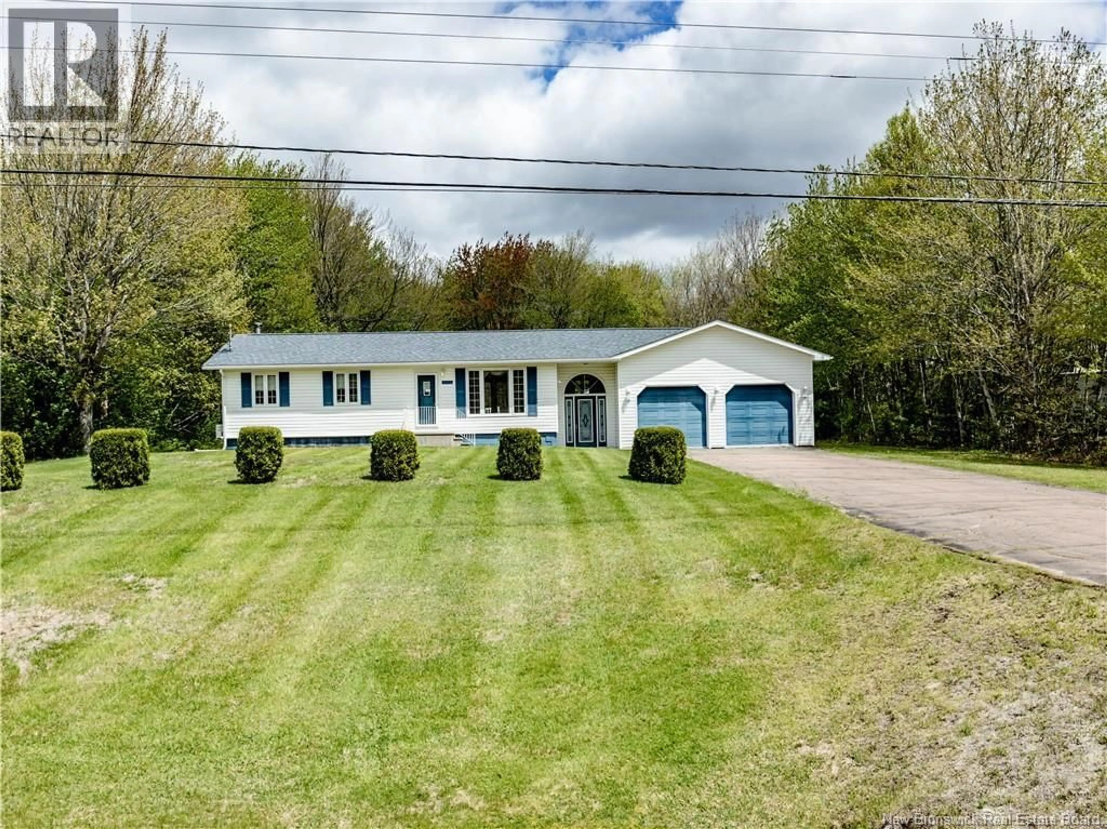 A pic from outside/outdoor area/front of a property/back of a property/a pic from drone, street for 10401 ROUTE 134, Saint-Louis-De-Kent New Brunswick E4X1J5