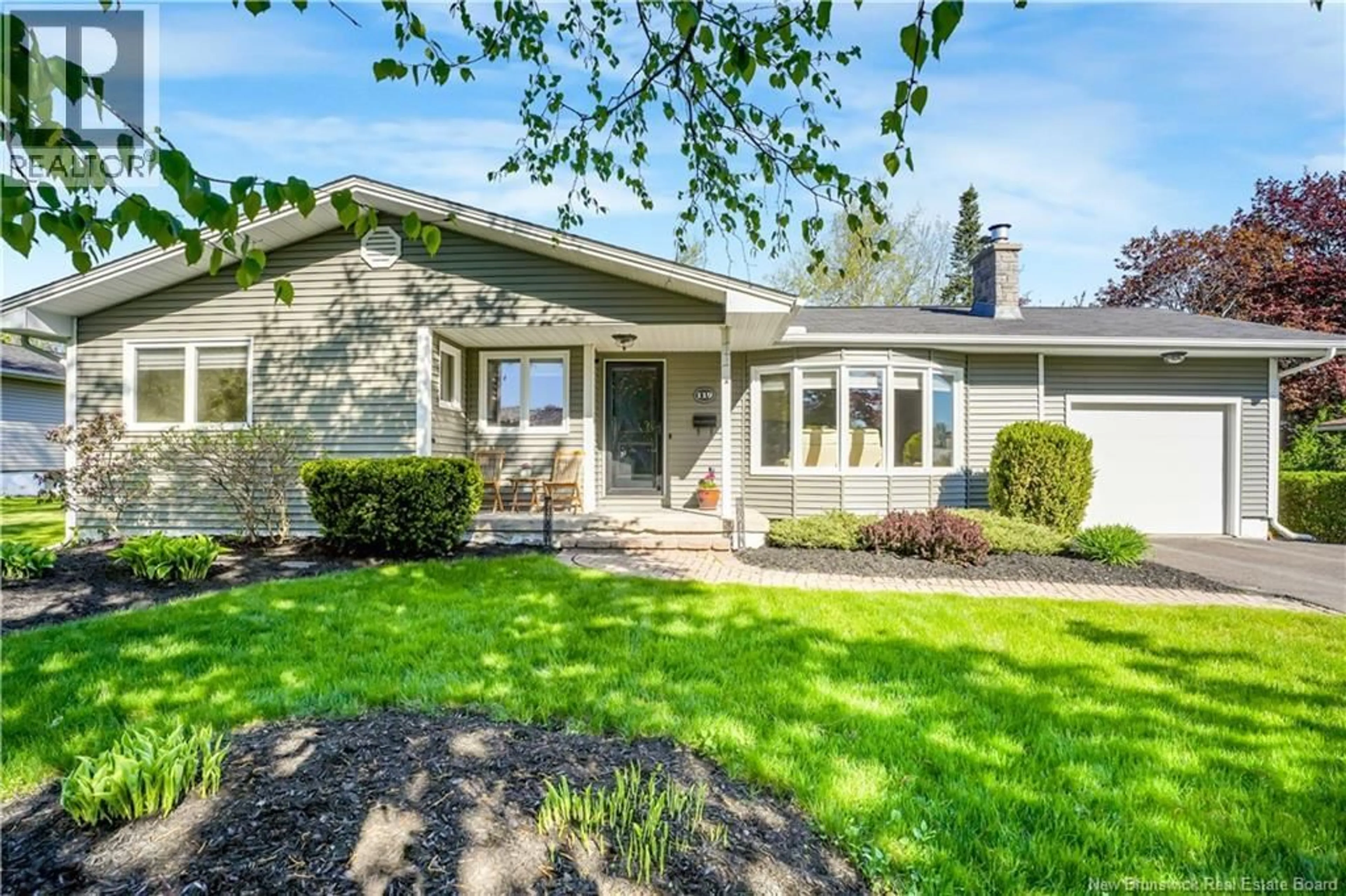 Home with vinyl exterior material, street for 119 STANLEY STREET, Fredericton New Brunswick E3B3A2