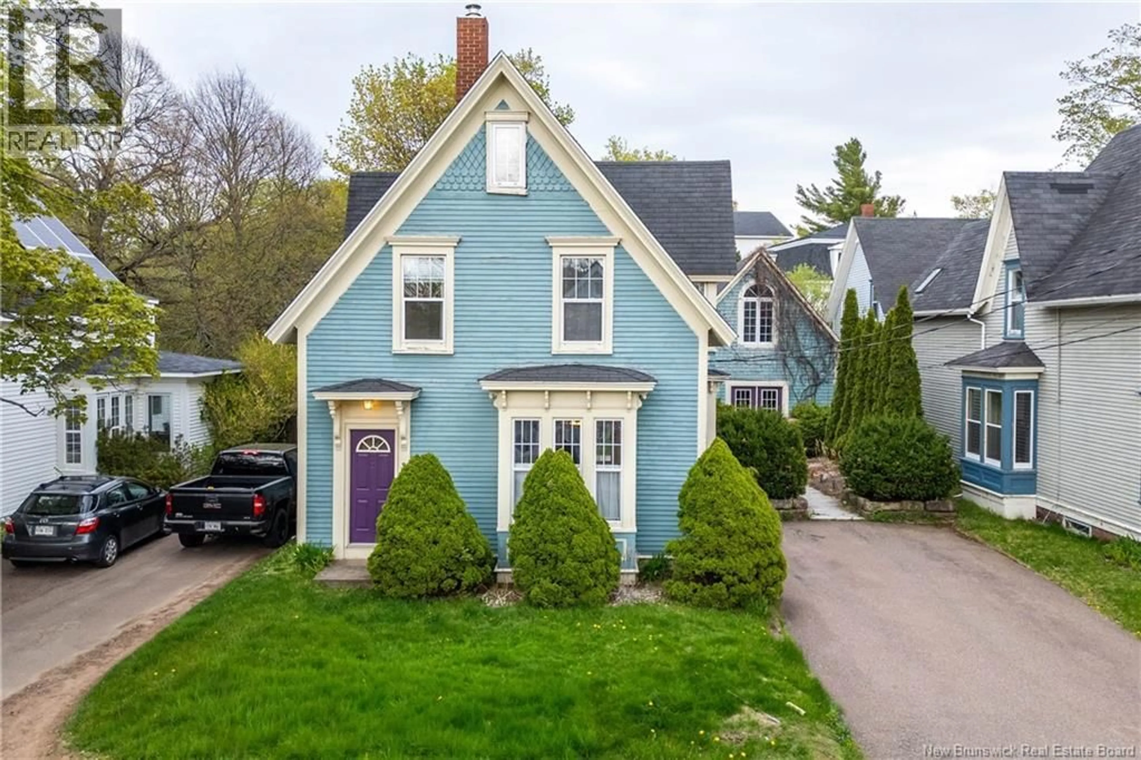 A pic from outside/outdoor area/front of a property/back of a property/a pic from drone, street for 3 SQUIRE STREET, Sackville New Brunswick E4L4K8