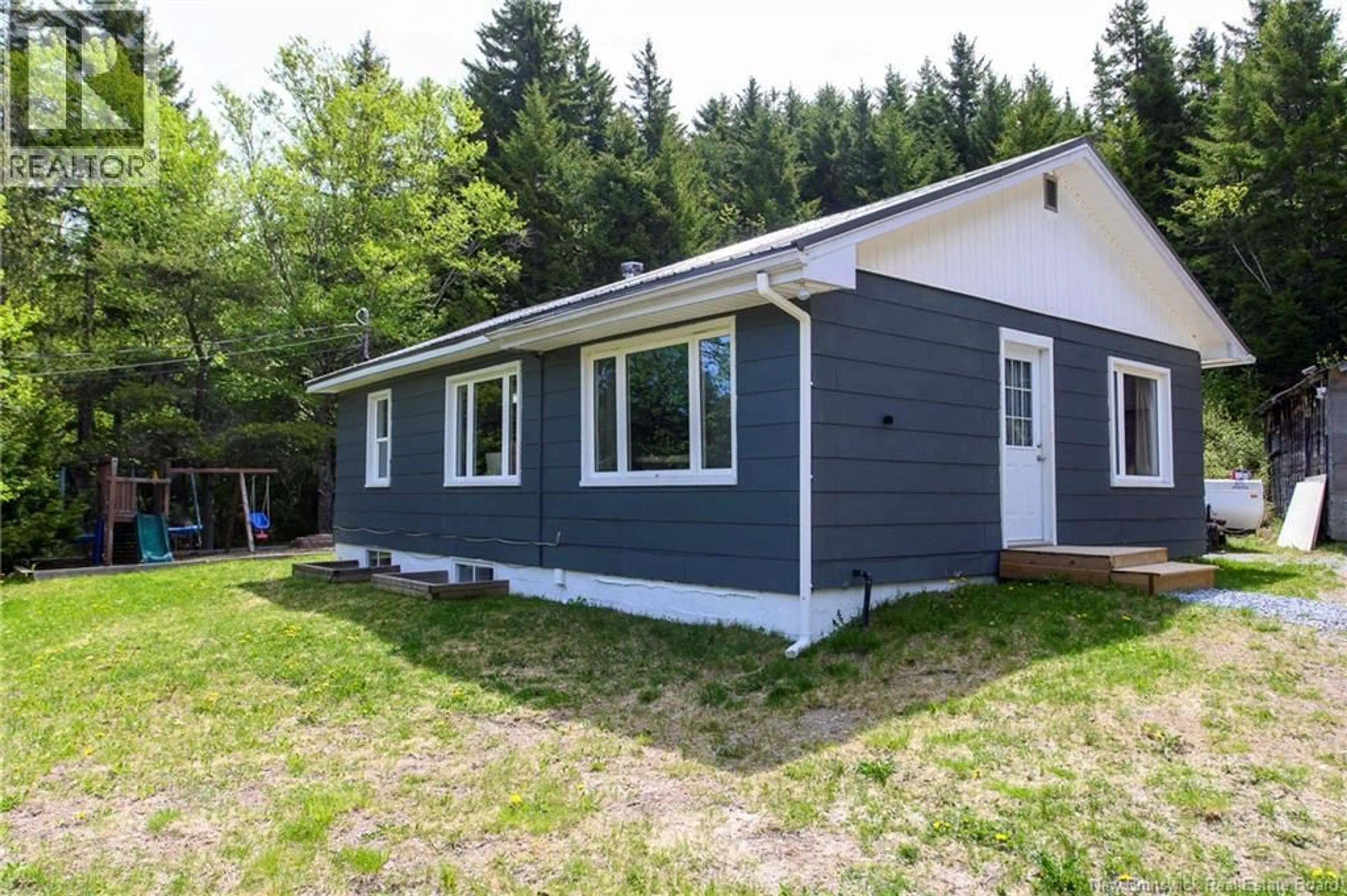 Home with vinyl exterior material, building for 181 CLARK ROAD, Saint John New Brunswick E2H2X2