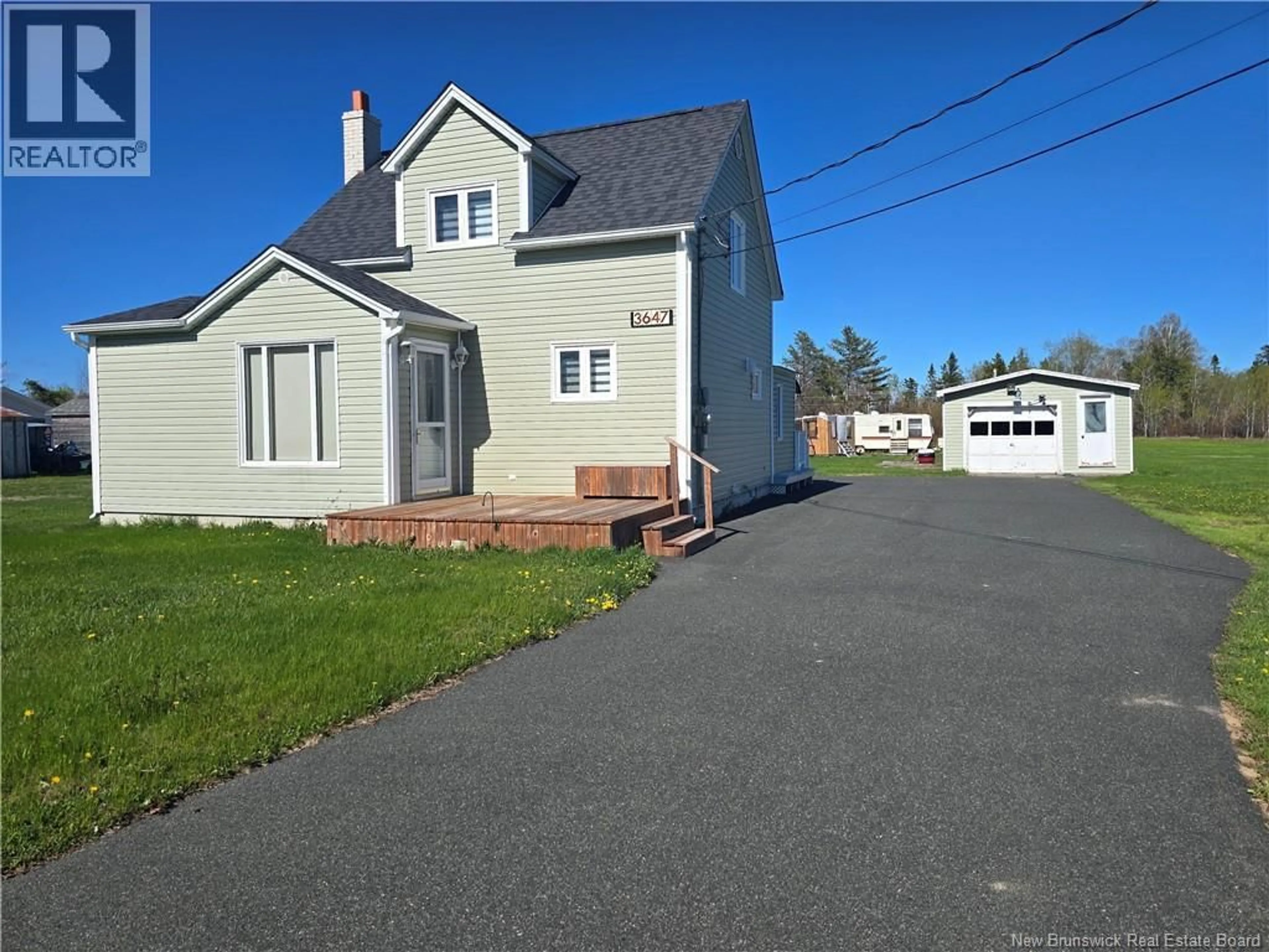 A pic from outside/outdoor area/front of a property/back of a property/a pic from drone, street for 3647 MORAIS, Bas-Caraquet New Brunswick E1W5Y1
