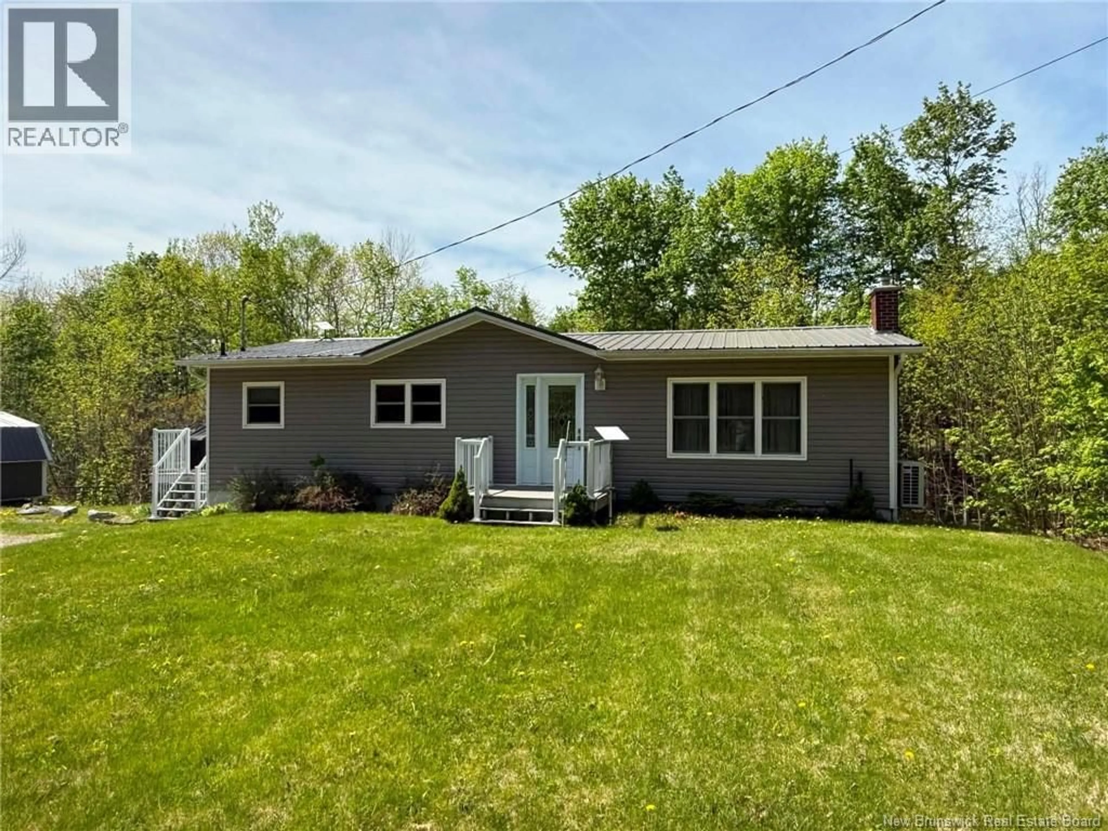 Home with vinyl exterior material, street for 120 JOHNSON SETTLEMENT ROAD, Johnson Settlement New Brunswick E6H1A8