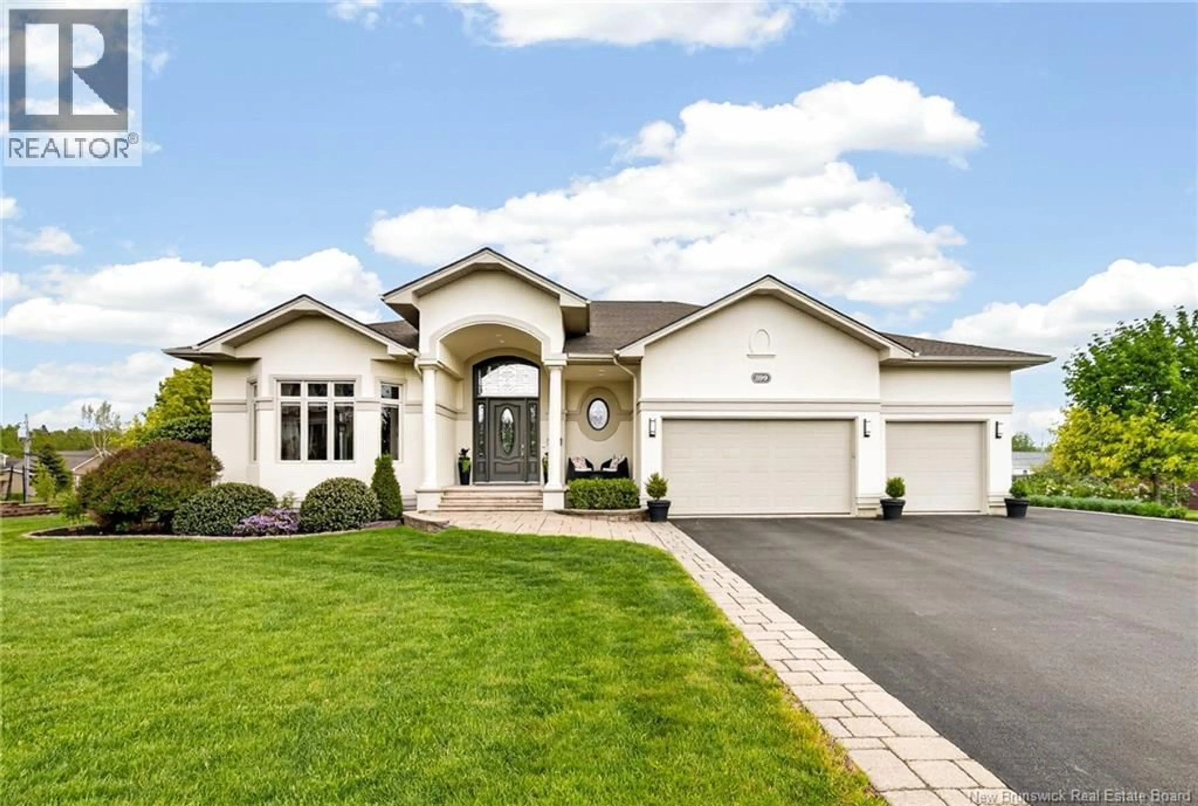 Home with vinyl exterior material, street for 399 GRANDE-VALLÉE STREET, Dieppe New Brunswick E1A8S1