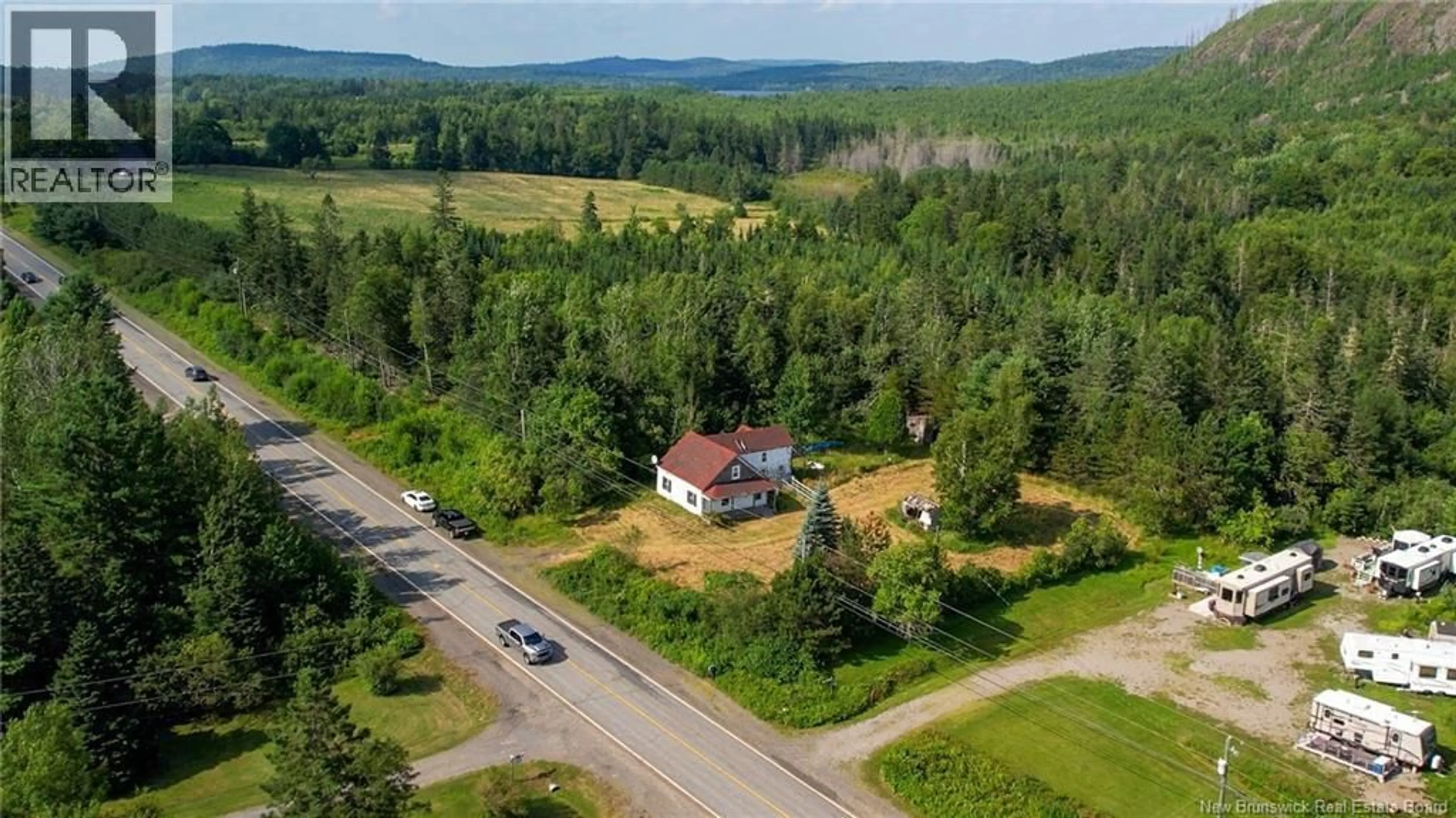 A pic from outside/outdoor area/front of a property/back of a property/a pic from drone, unknown for 3625 ROUTE 127, Bayside New Brunswick E5B2V3
