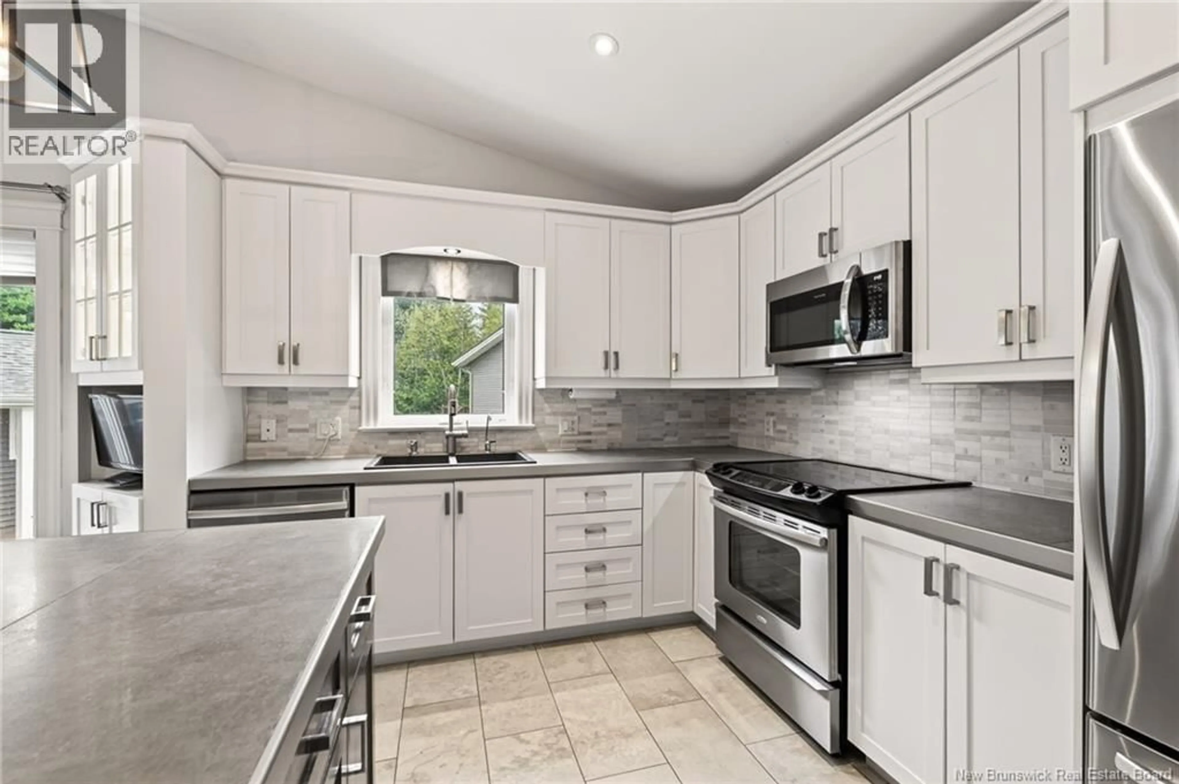 Unknown for 94 SYRAH COURT, Dieppe New Brunswick E1A0Z6