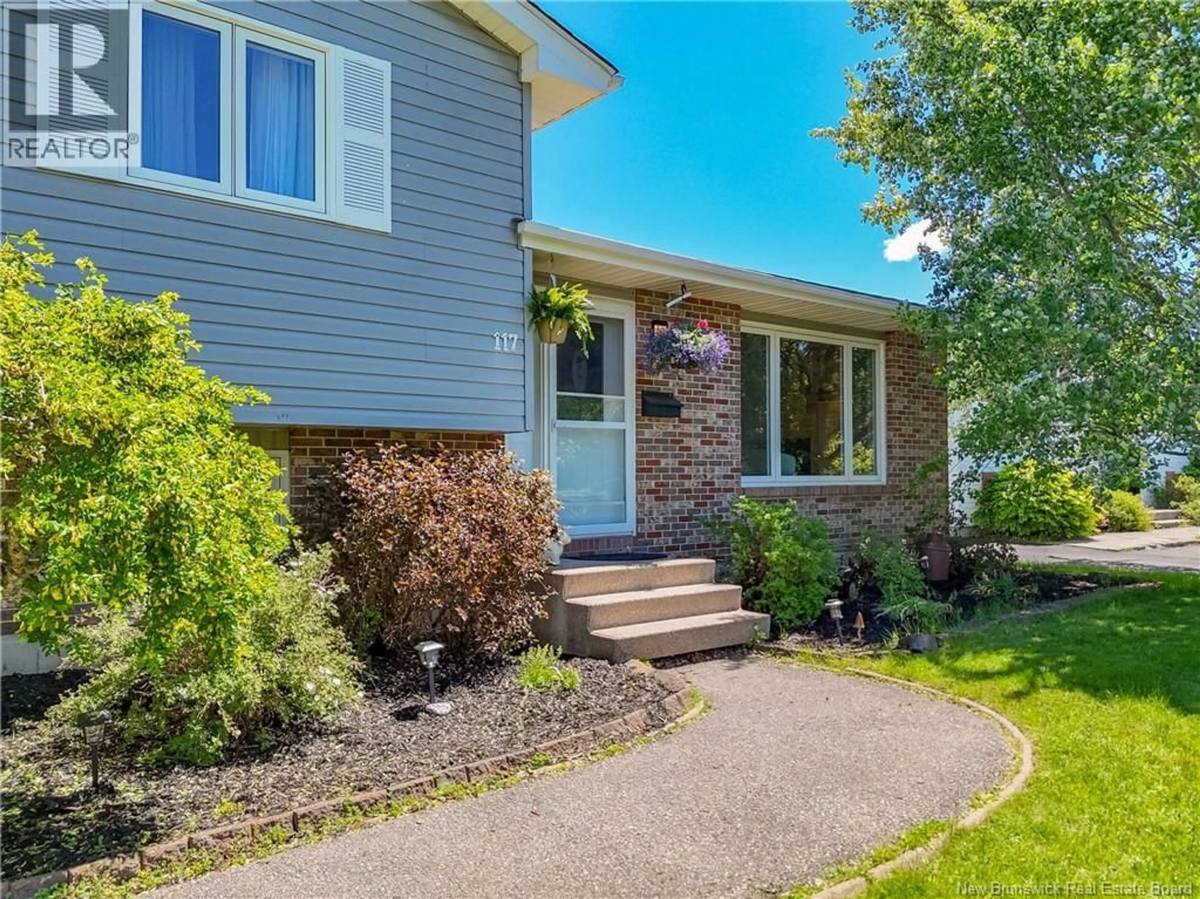 Home with vinyl exterior material, street for 117 DOWNSVIEW DRIVE, Saint John New Brunswick E2M5E4