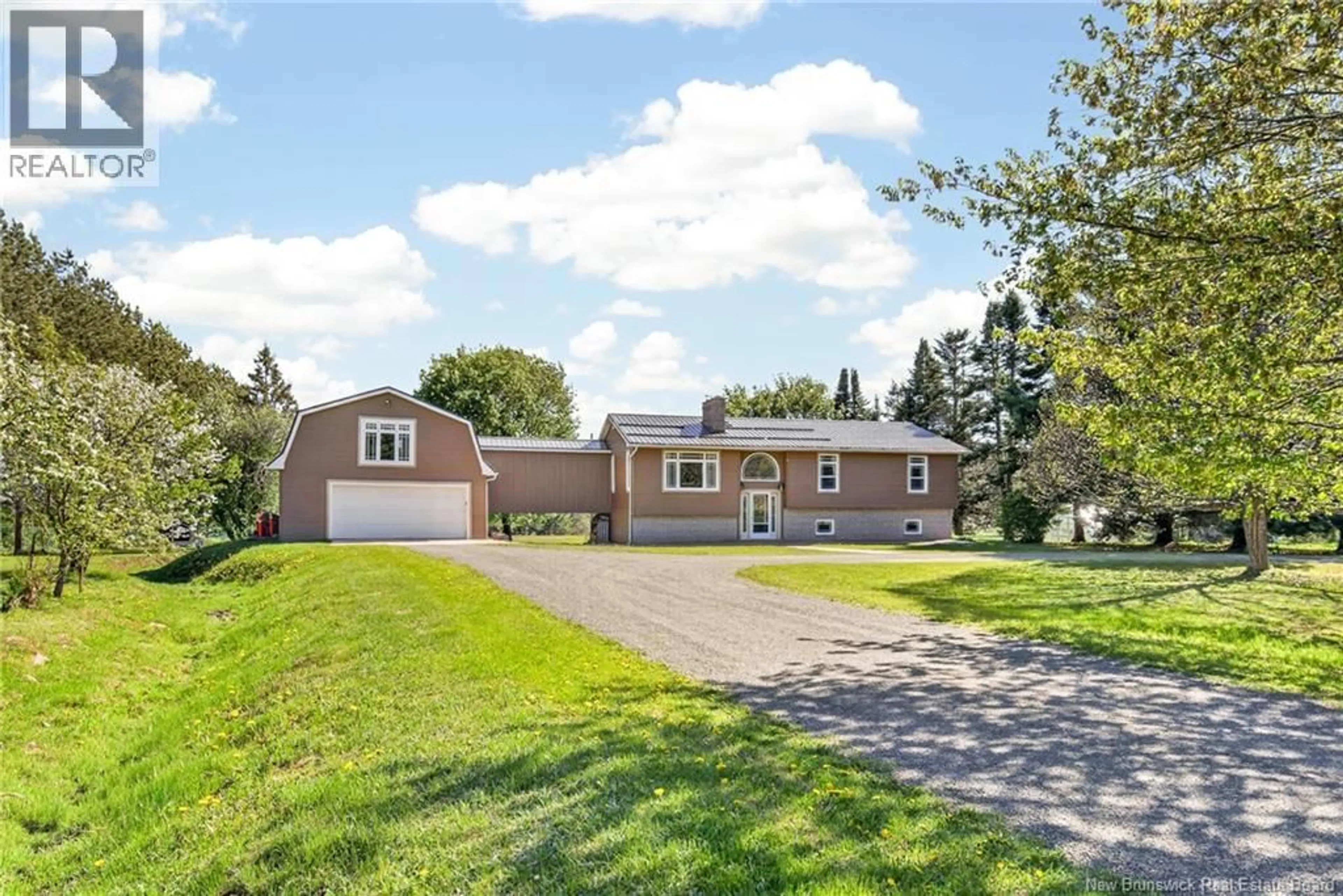 Home with vinyl exterior material, street for 295 MOLLINS ROAD, Colpitts Settlement New Brunswick E4J2X1