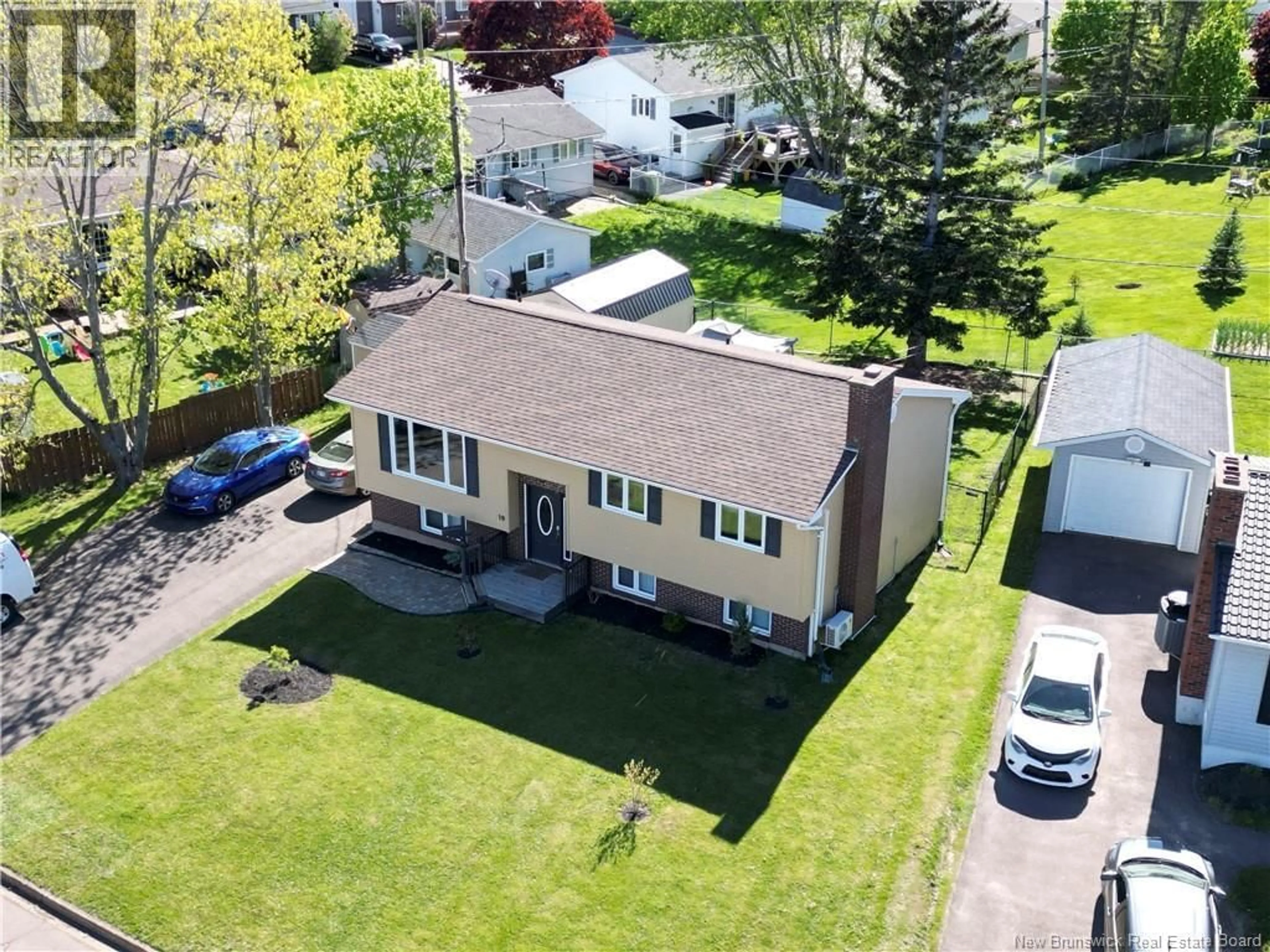 A pic from outside/outdoor area/front of a property/back of a property/a pic from drone, street for 10 HOPPER STREET, Moncton New Brunswick E1C8Y5