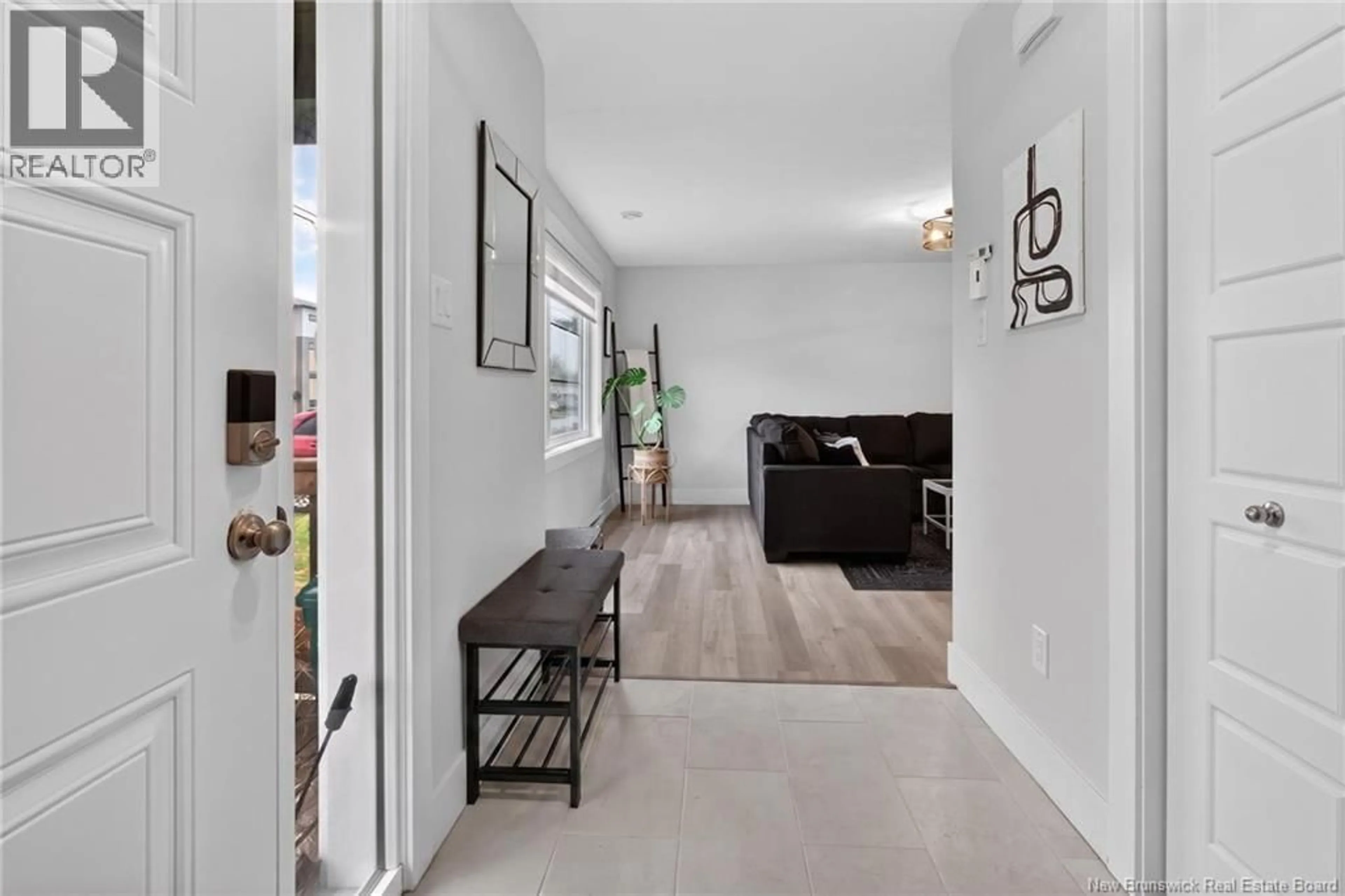 Indoor entryway for 243 LORETTE STREET, Dieppe New Brunswick E1A8M4