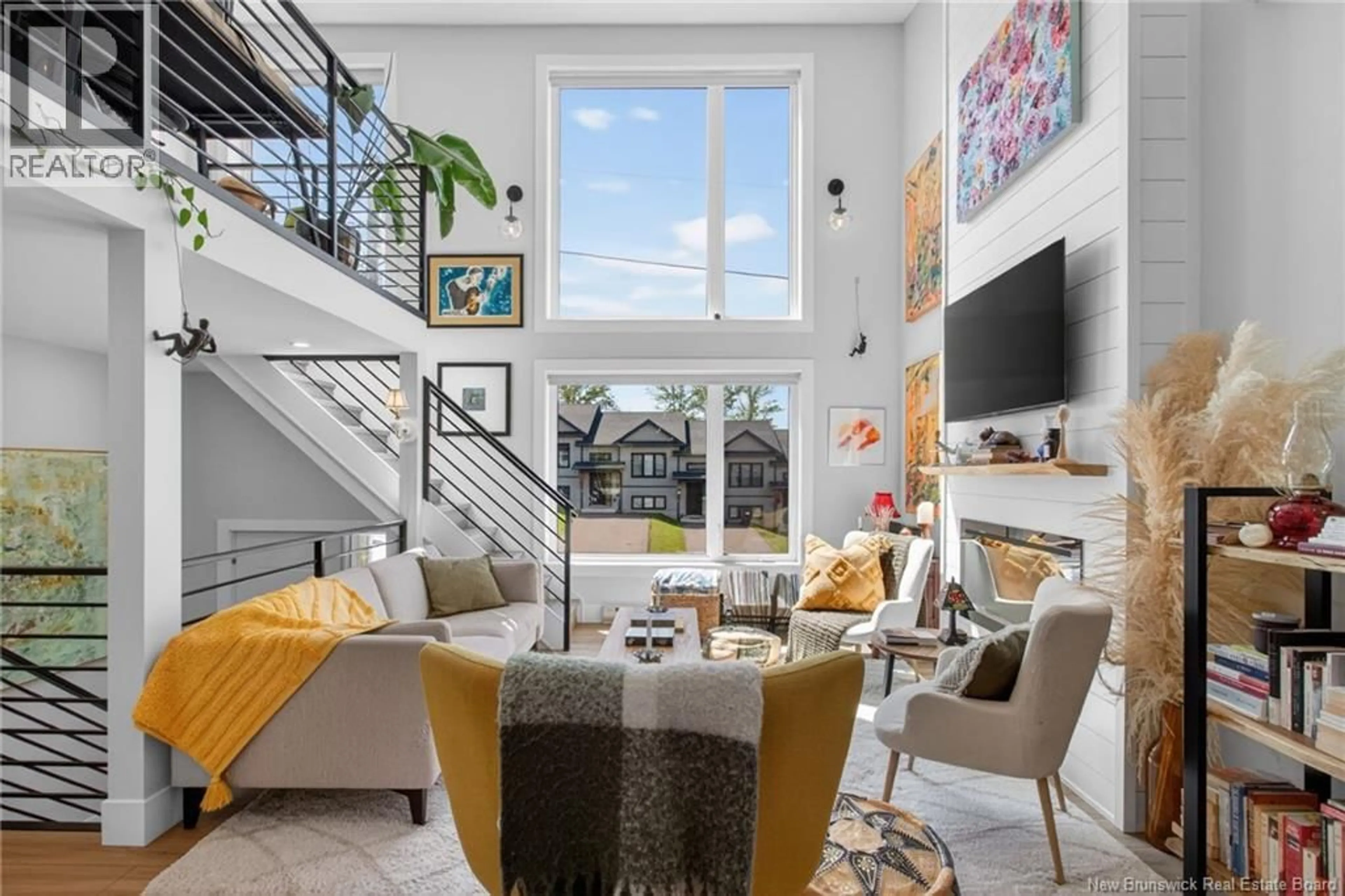 Living room with furniture, unknown for 10 DE LA COLLINE COURT, Dieppe New Brunswick E1A6N3