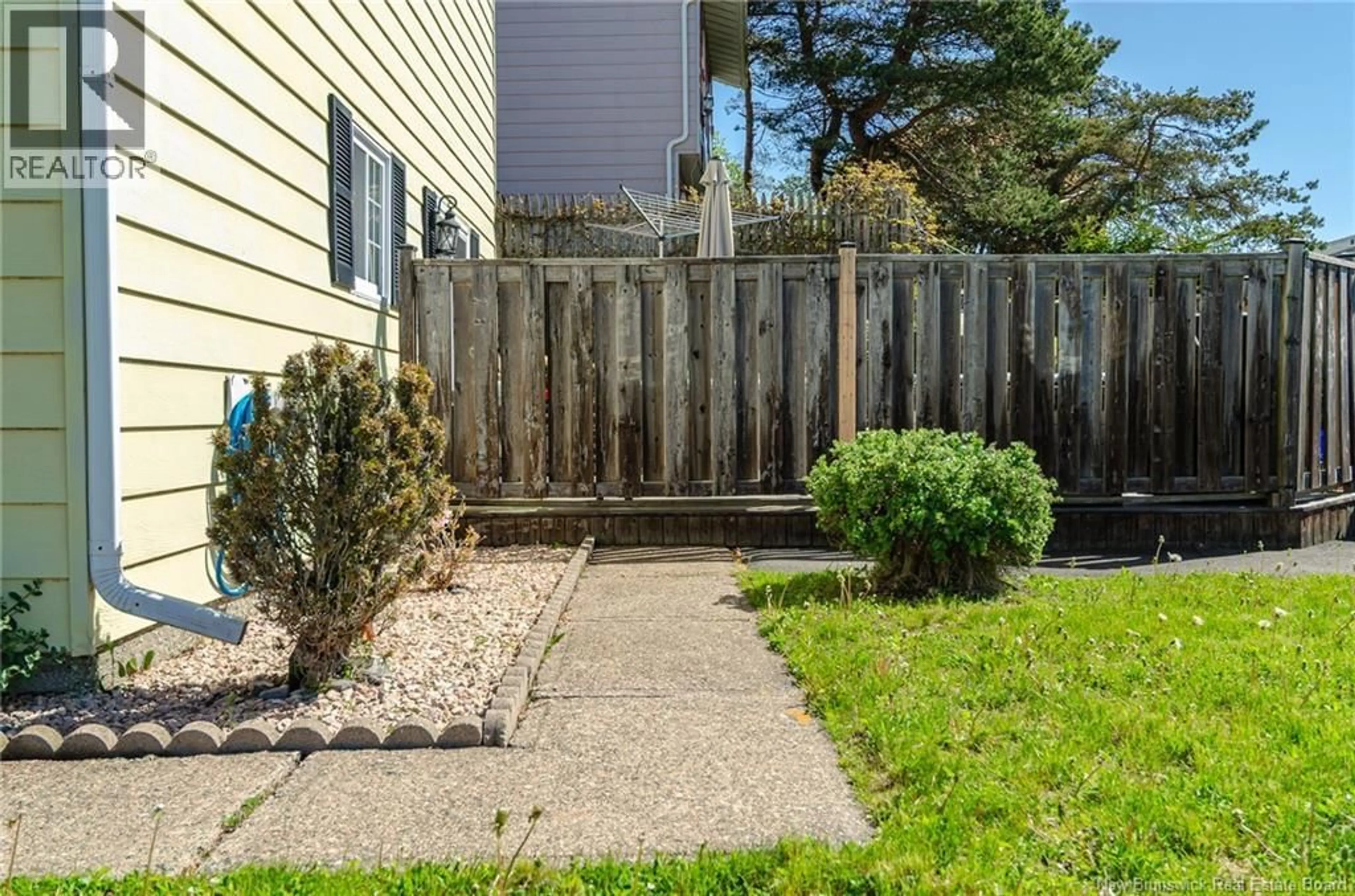 Patio, street for 147 WOODHAVEN DRIVE, Saint John New Brunswick E2K4M3