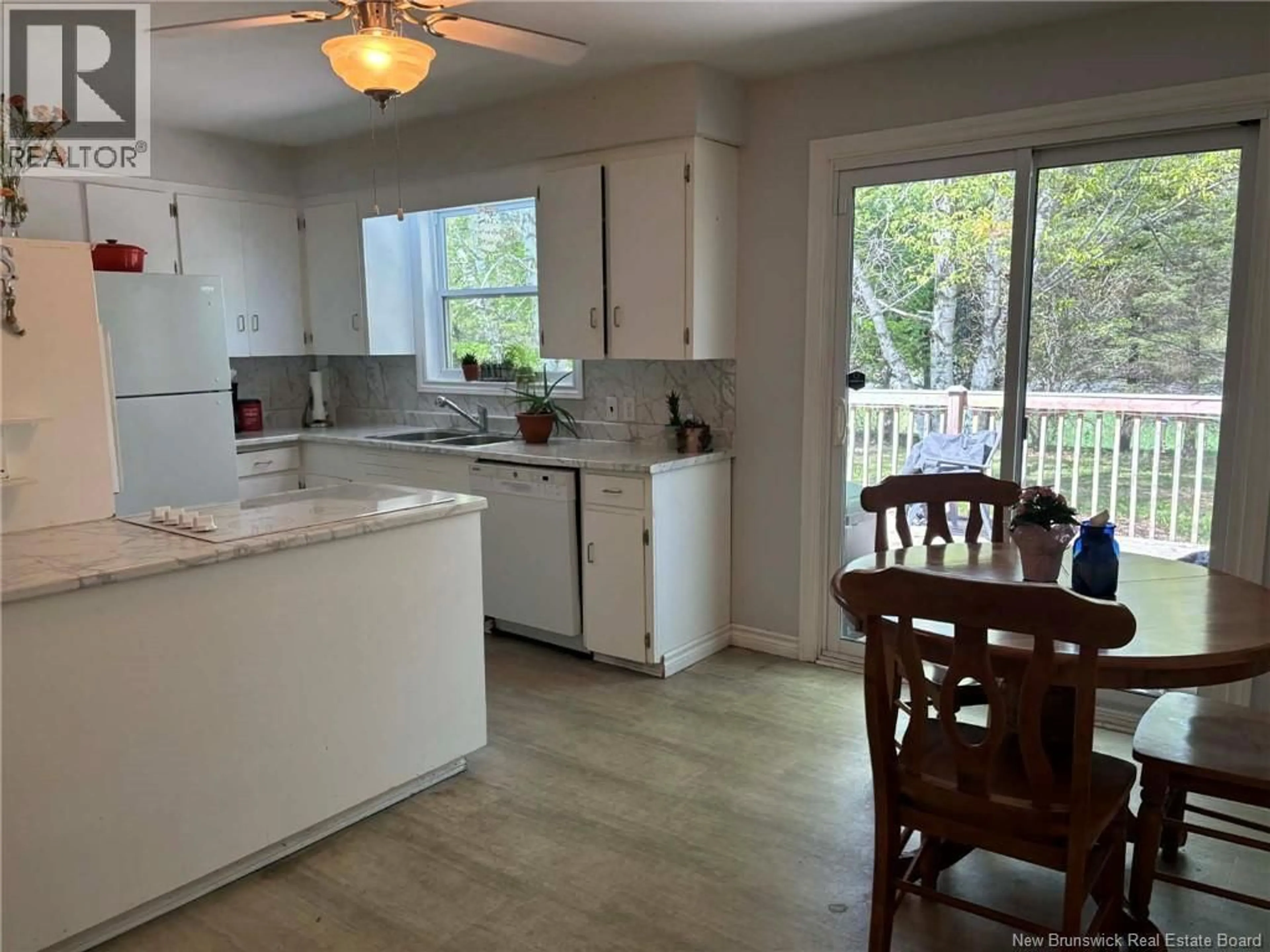 Open concept kitchen, ceramic/tile floor for 20 CHESTER, Wicklow New Brunswick E7L3V4