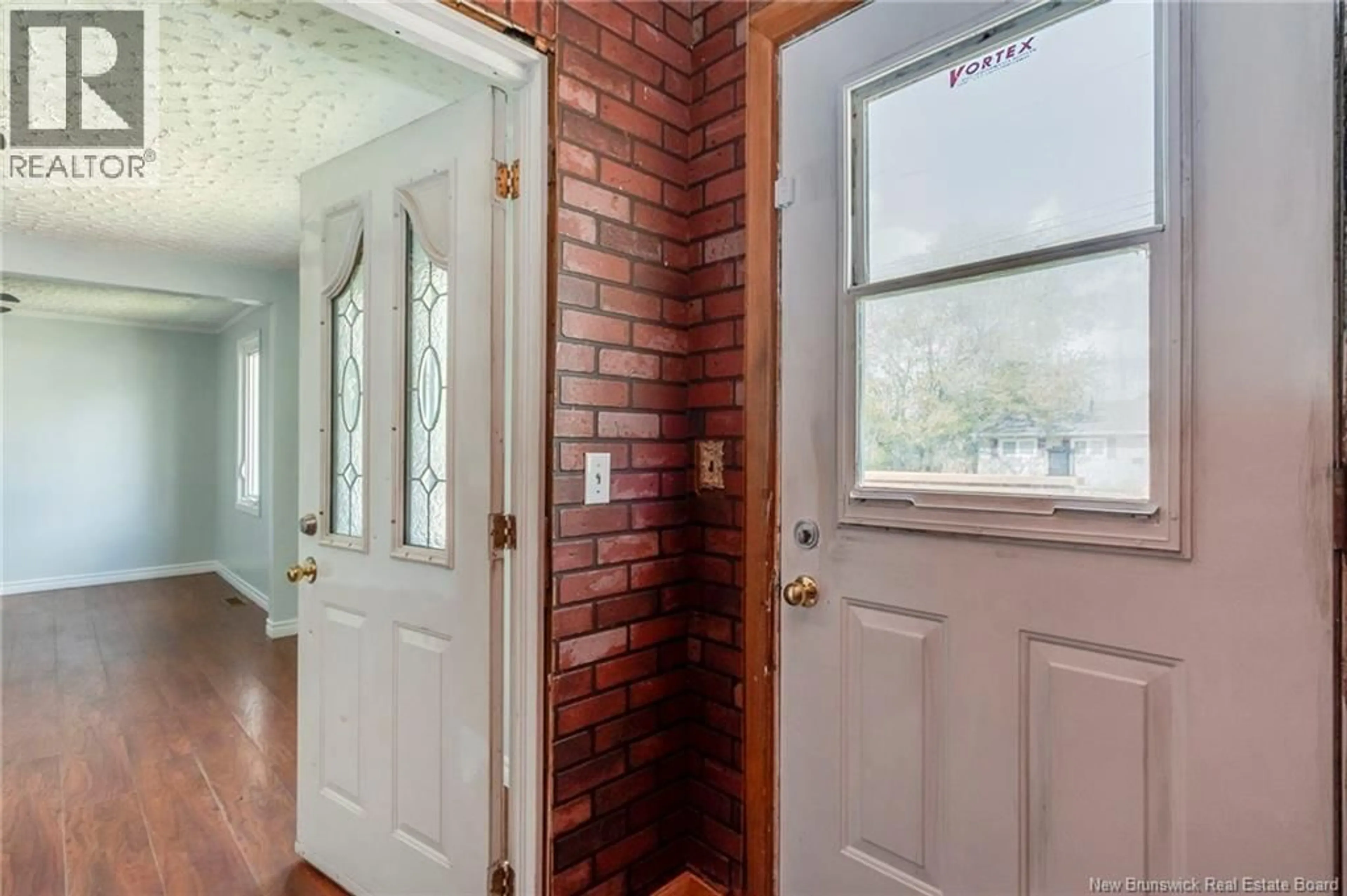 Indoor entryway for 150 PURDY AVENUE, Moncton New Brunswick E1C7W2