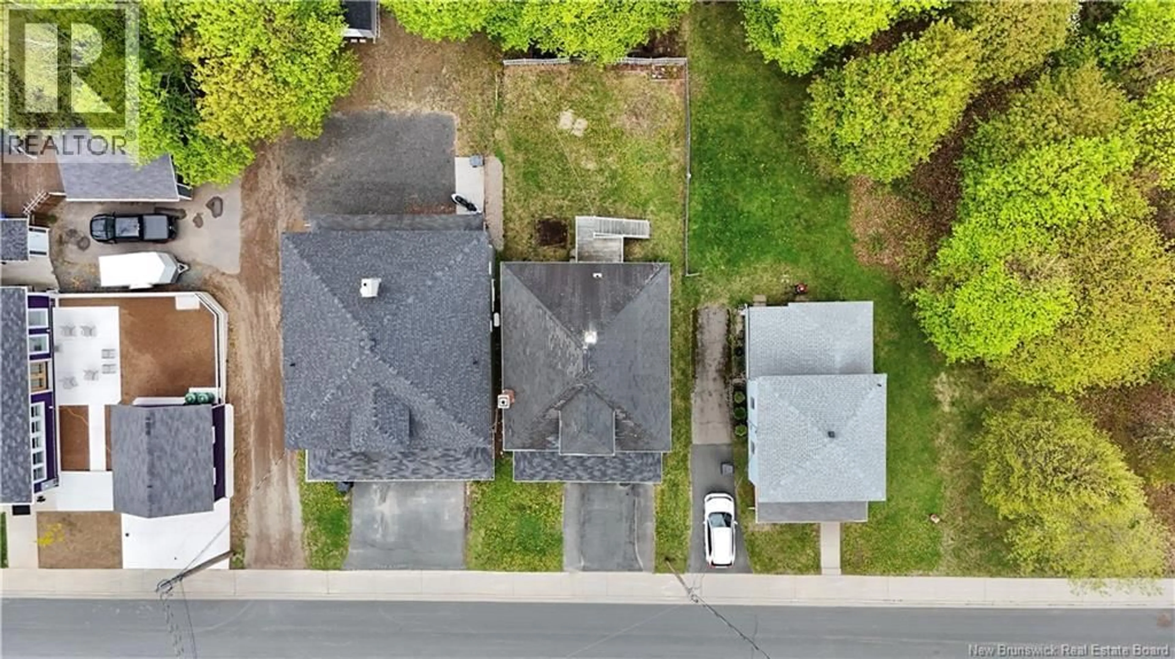 A pic from outside/outdoor area/front of a property/back of a property/a pic from drone, street for 315 ST JOHN STREET, Bathurst New Brunswick E2A1E8