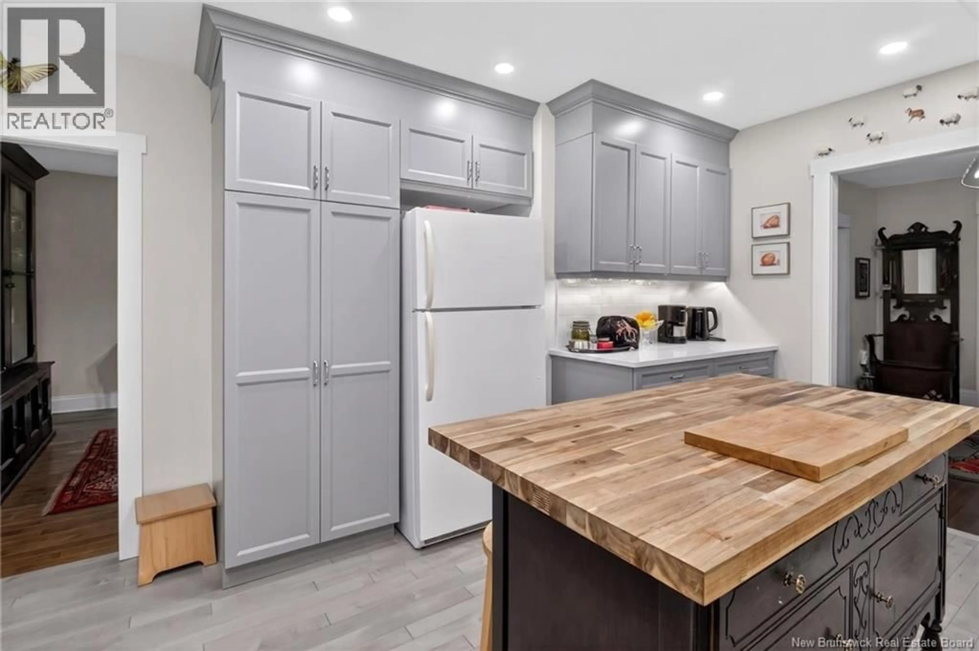 Open concept kitchen, unknown for 1236 POST ROAD, Sussex Corner New Brunswick E4E2V5