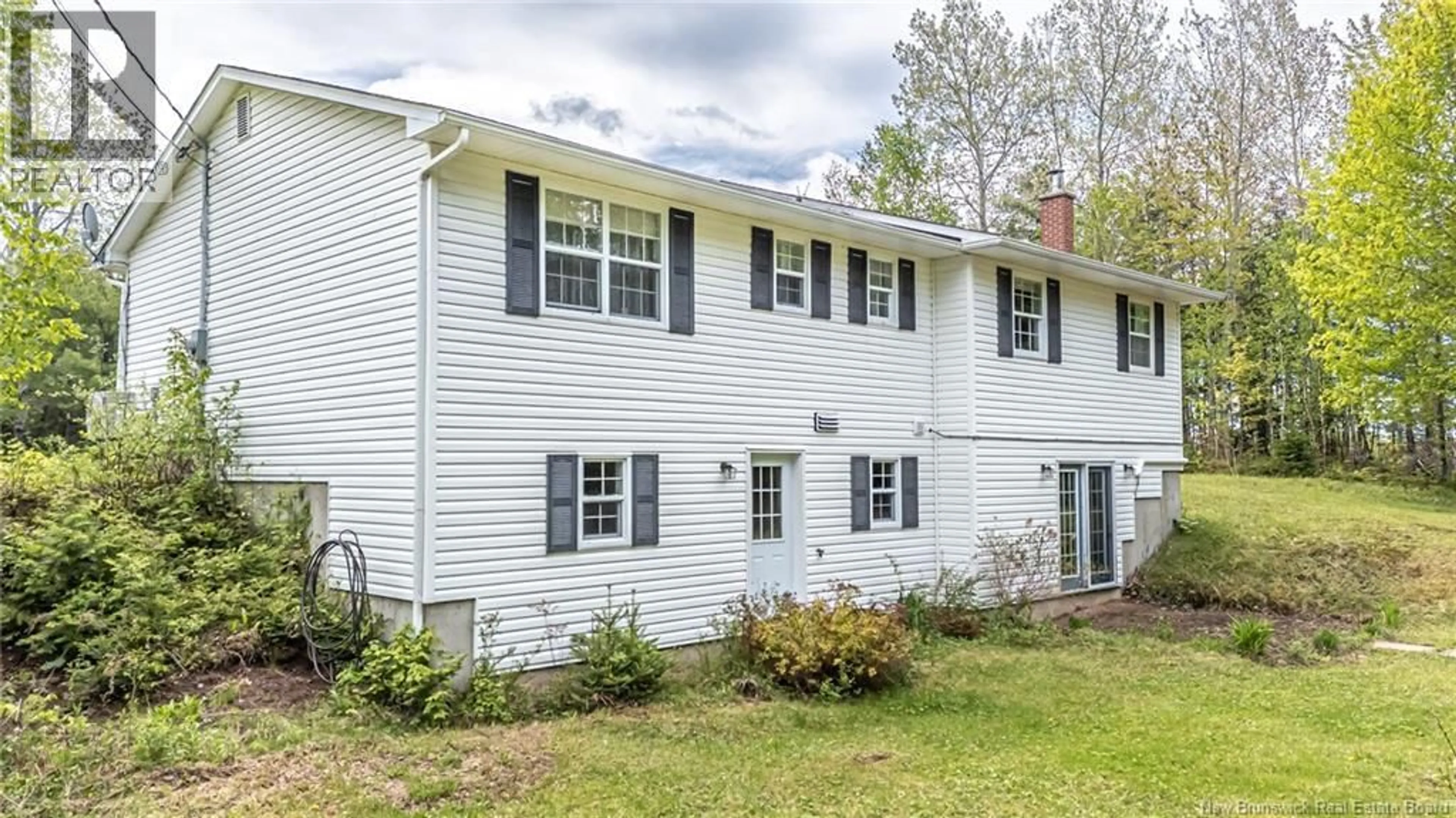 Home with vinyl exterior material, street for 96 LAKEVIEW AVENUE, Charters Settlement New Brunswick E3C1W8