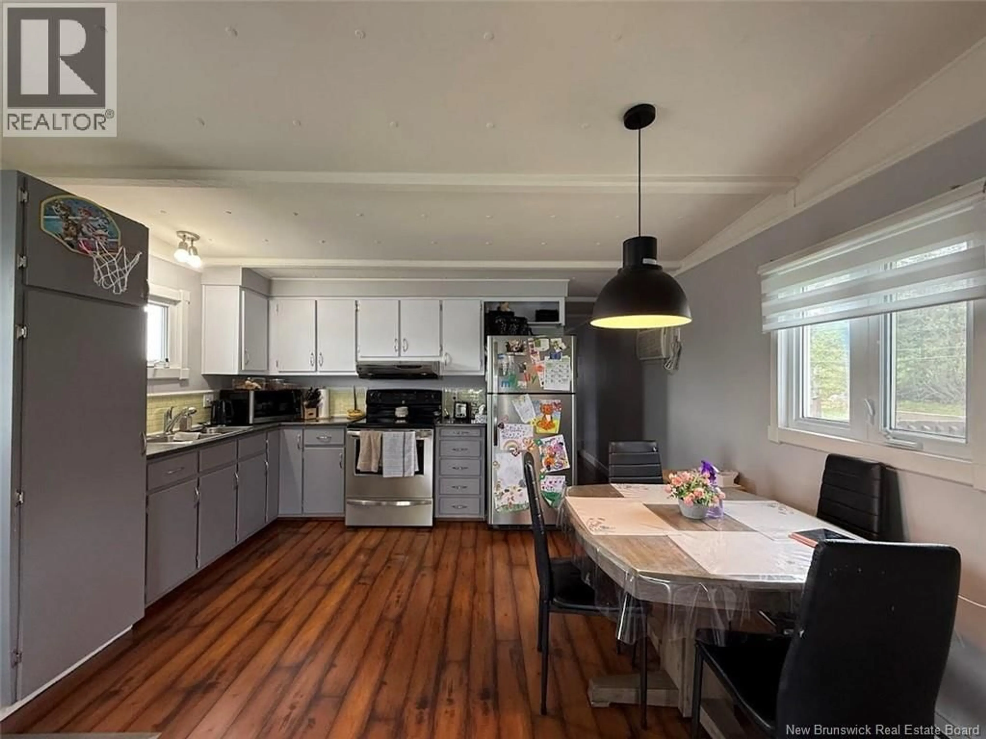 Open concept kitchen, wood/laminate floor for 2037 CENTRALE STREET, St-Hilaire New Brunswick E3V4V6