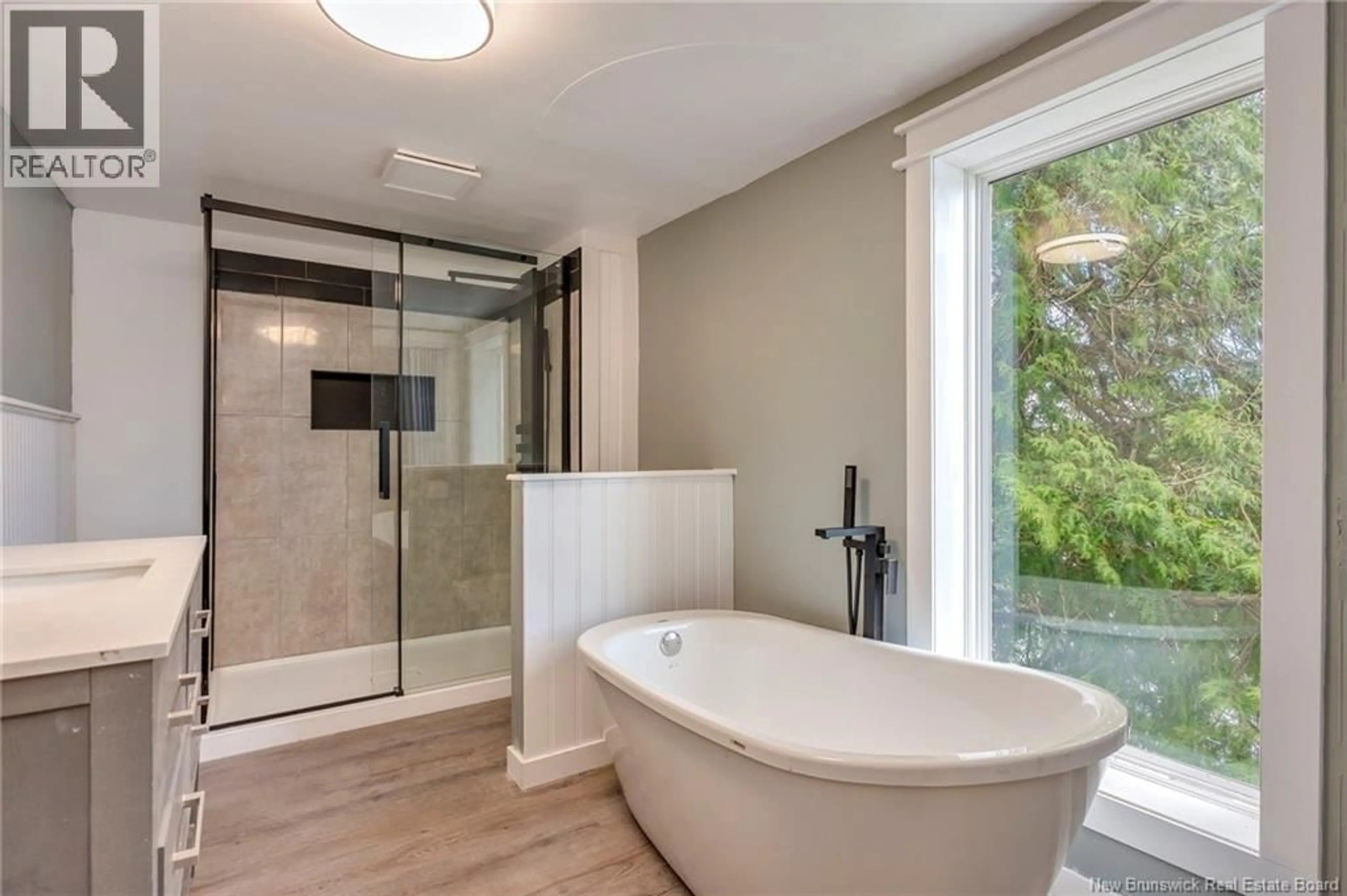 Contemporary bathroom, ceramic/tile floor for 9 WATERCREST ROAD, Rothesay New Brunswick E2S1B7