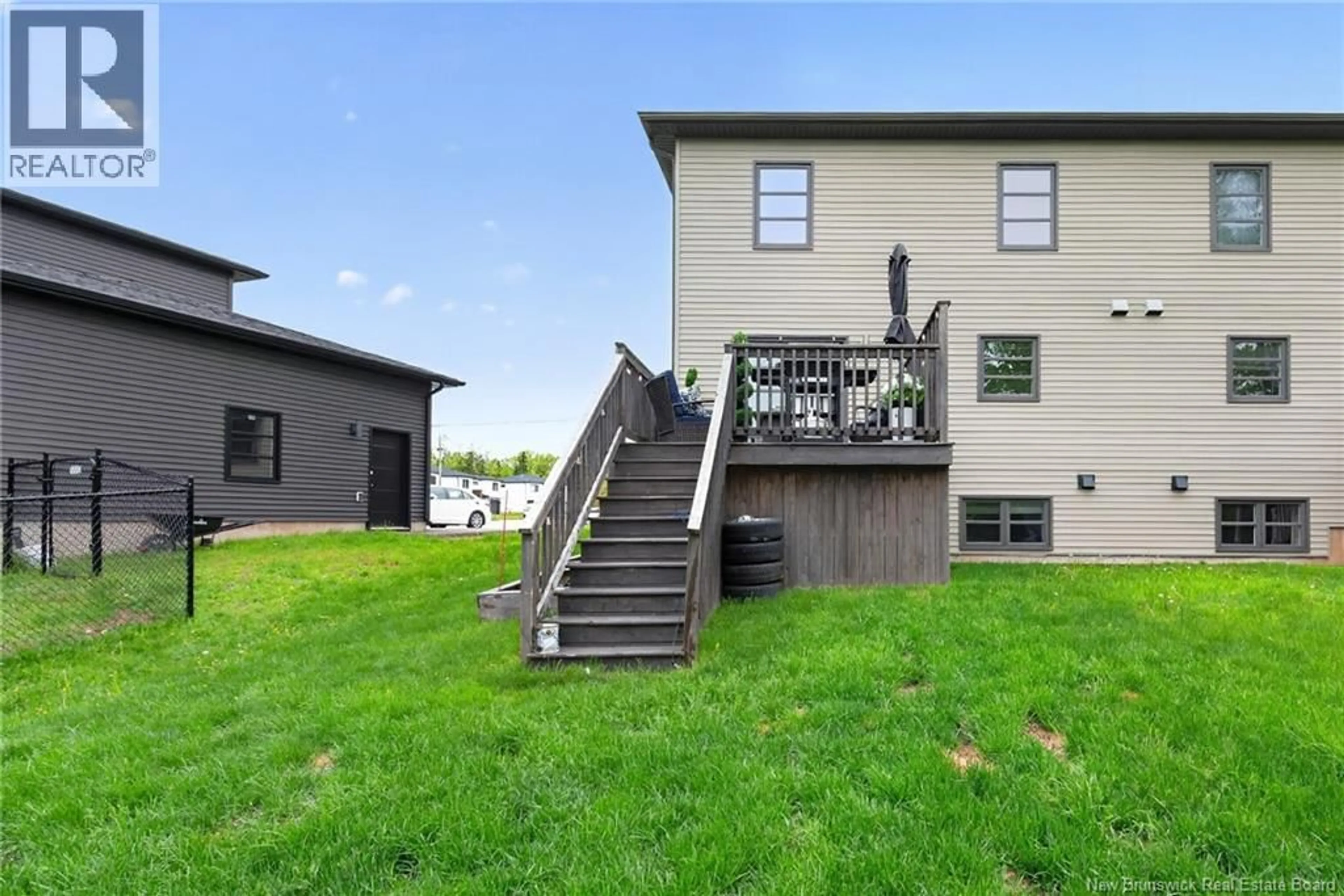 Patio, water/lake/river/ocean view for 84 FRANCFORT CRESCENT, Moncton New Brunswick E1G5W6