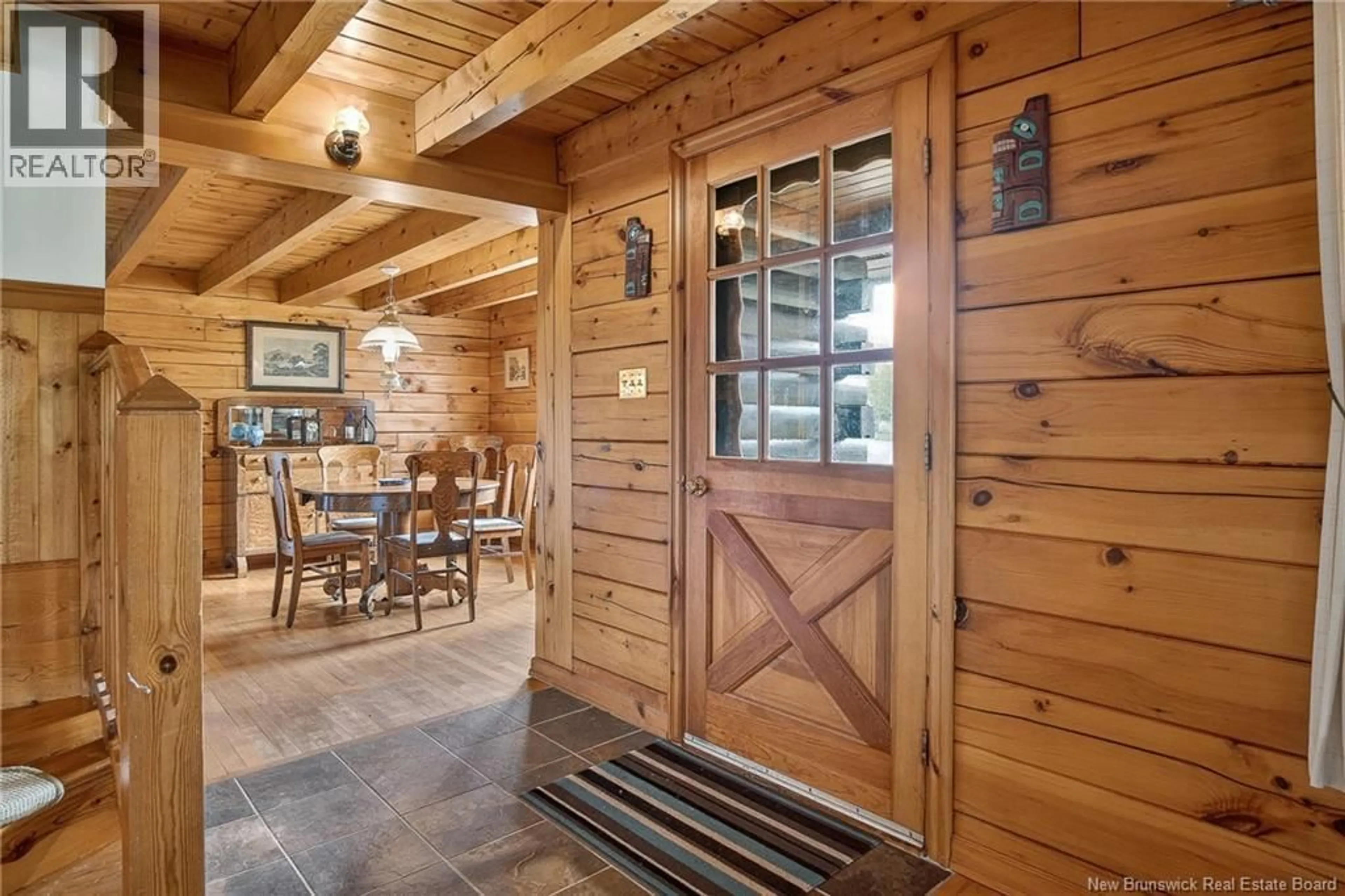 Indoor foyer for 913 GUTHRIE ROAD, Midland New Brunswick E5T2G9
