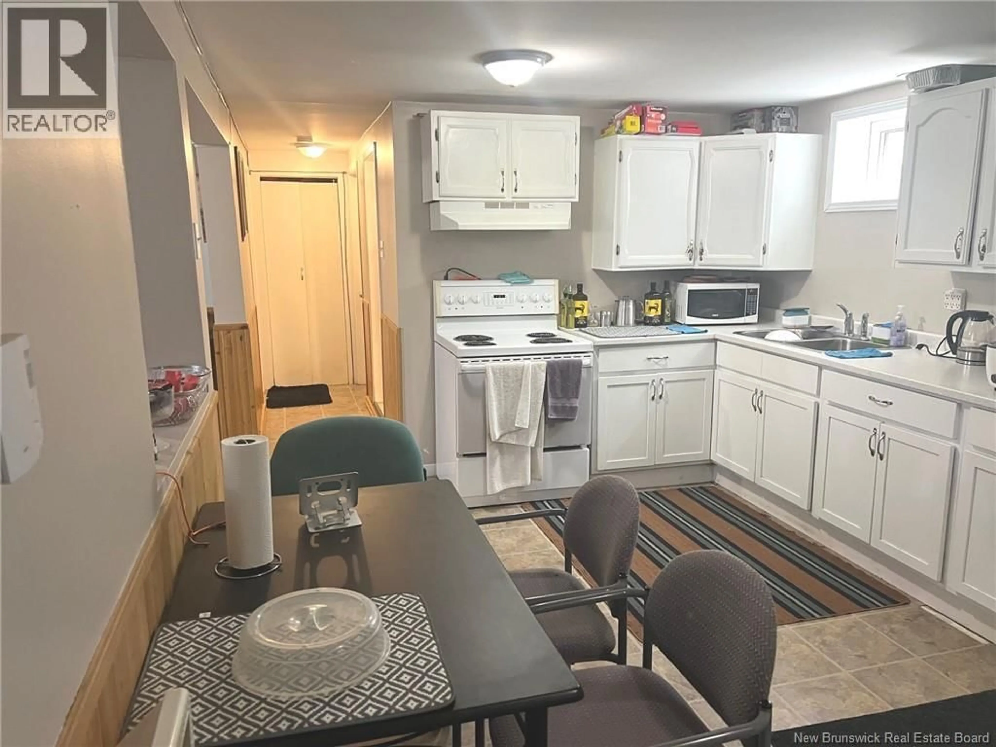 Standard kitchen, unknown for 49 BEECHWOOD AVENUE, Moncton New Brunswick E1A5P7