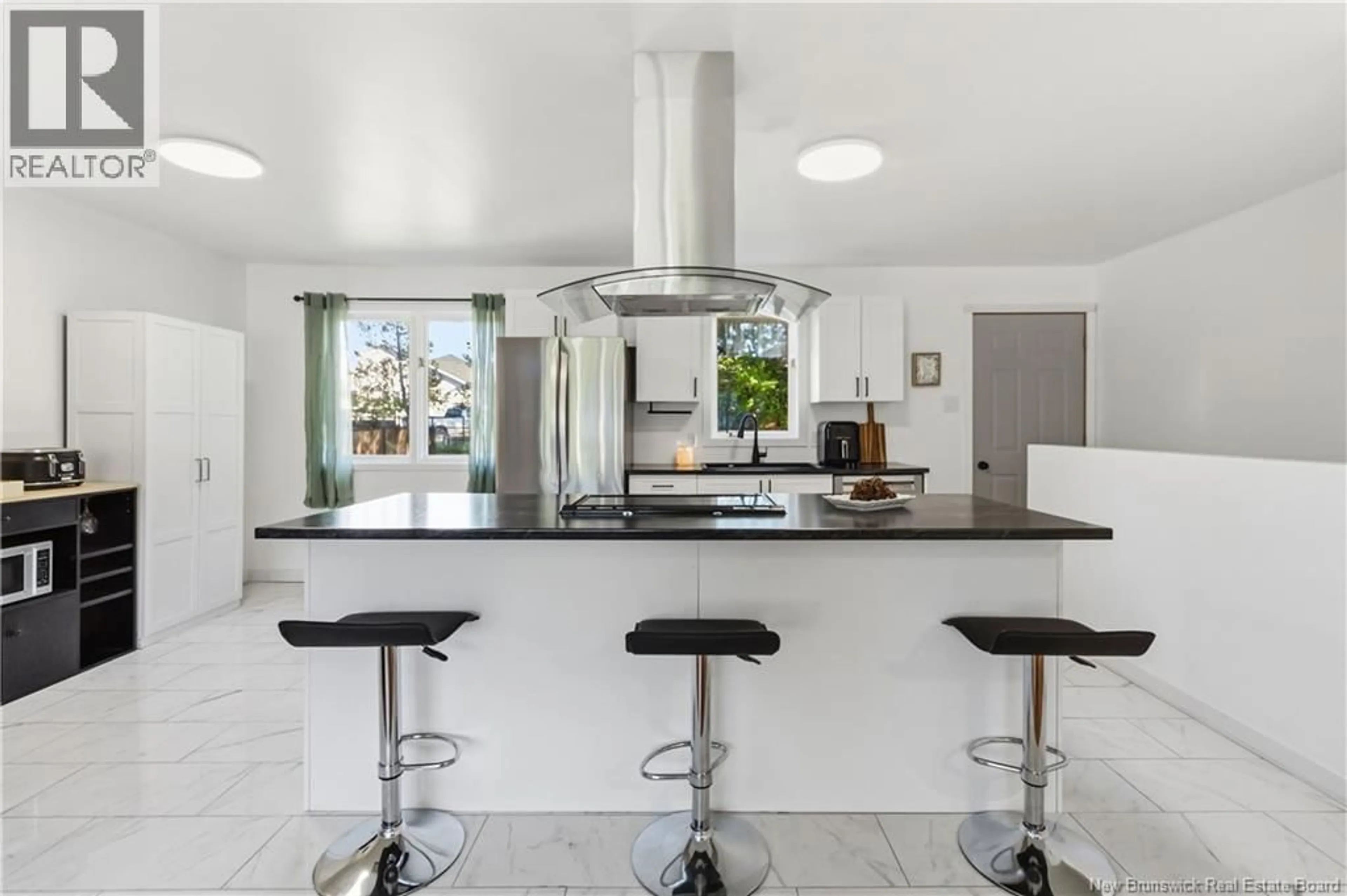 Contemporary kitchen, ceramic/tile floor for 24 NOTINGHAM DRIVE, Moncton New Brunswick E1A5J8