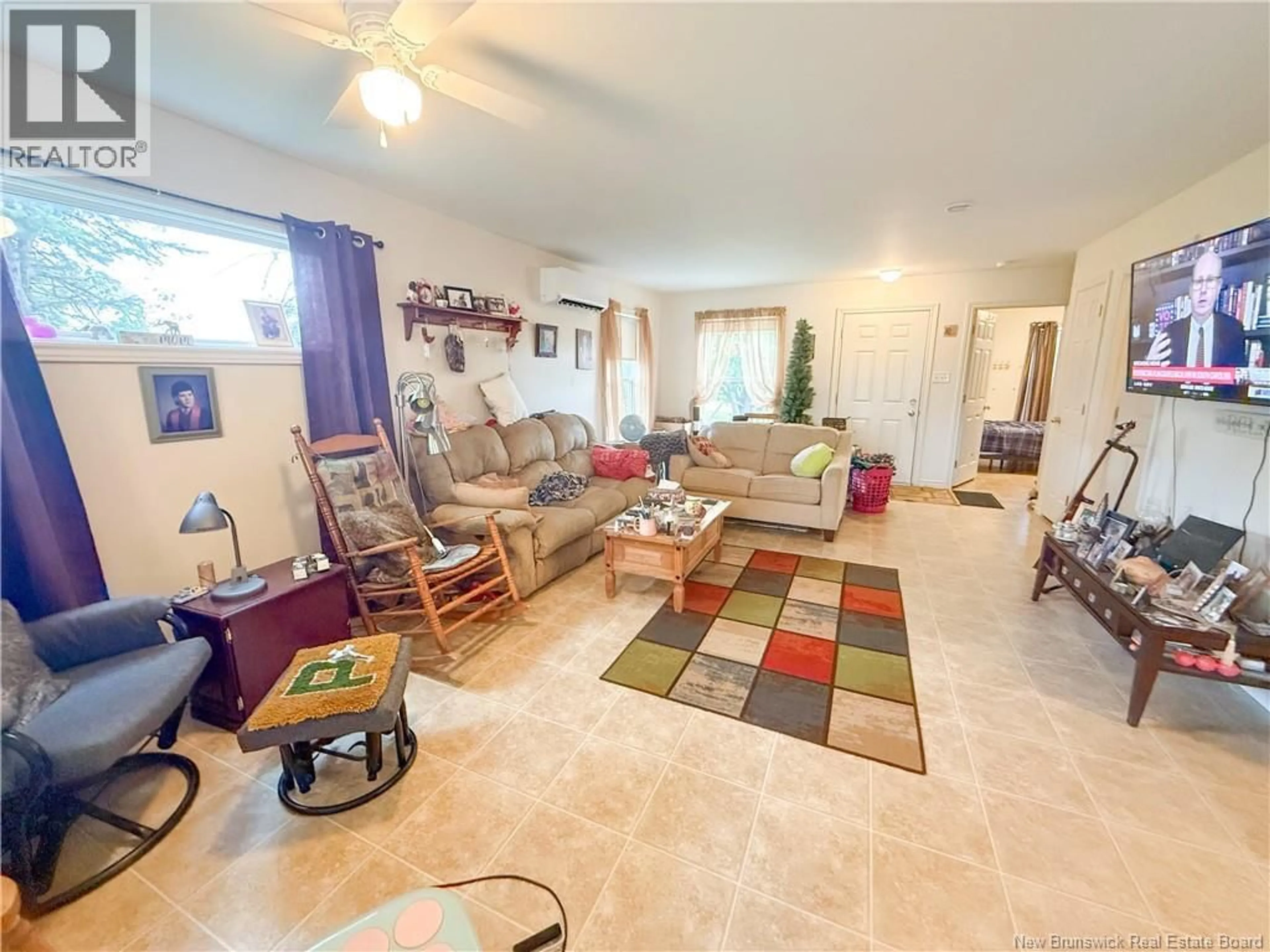 Living room with furniture, ceramic/tile floor for 5 IMPERIAL DRIVE, Sussex New Brunswick E4E0A7