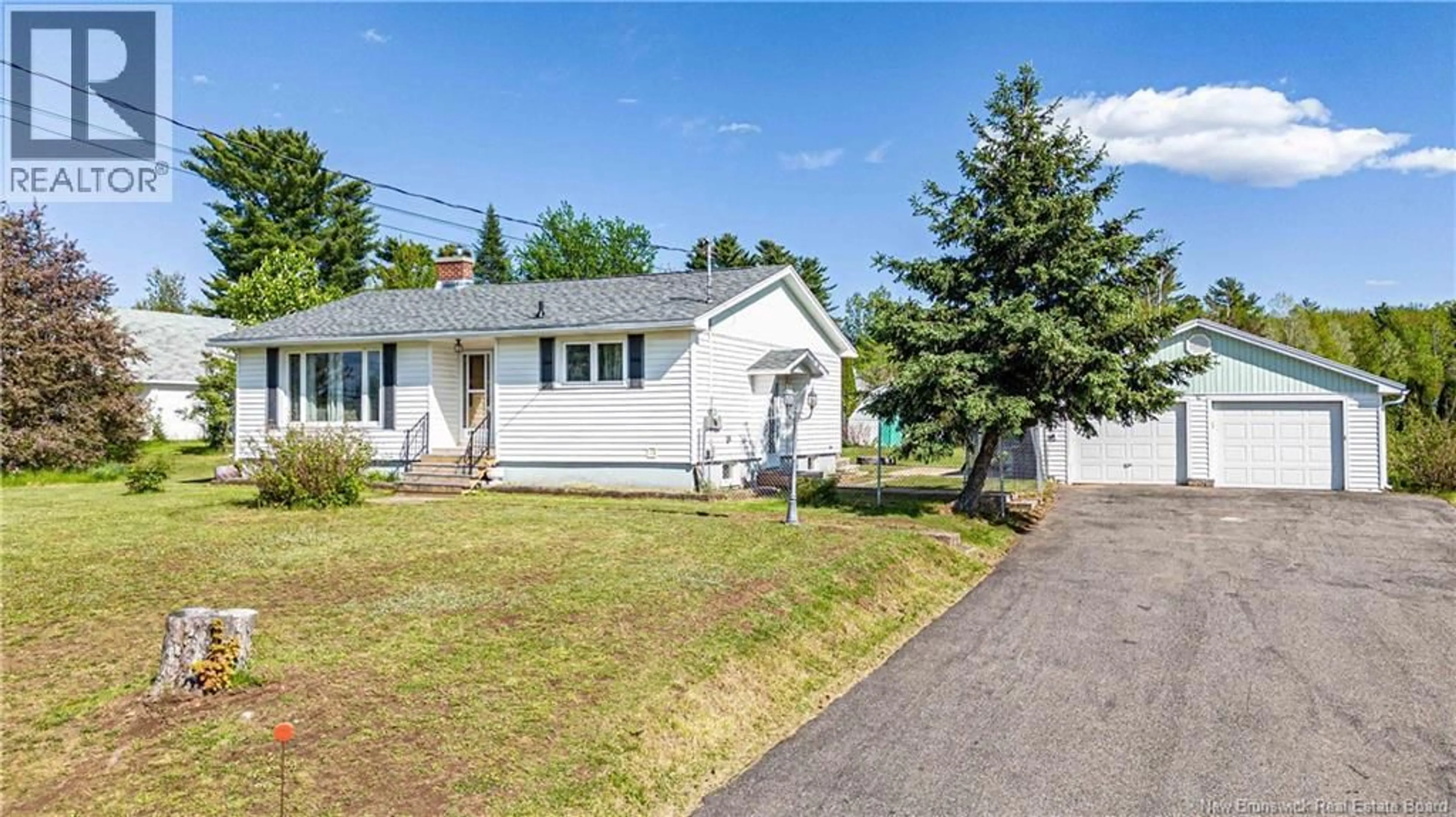 Home with vinyl exterior material, street for 19 NEW ROAD, Geary New Brunswick E2V4A7