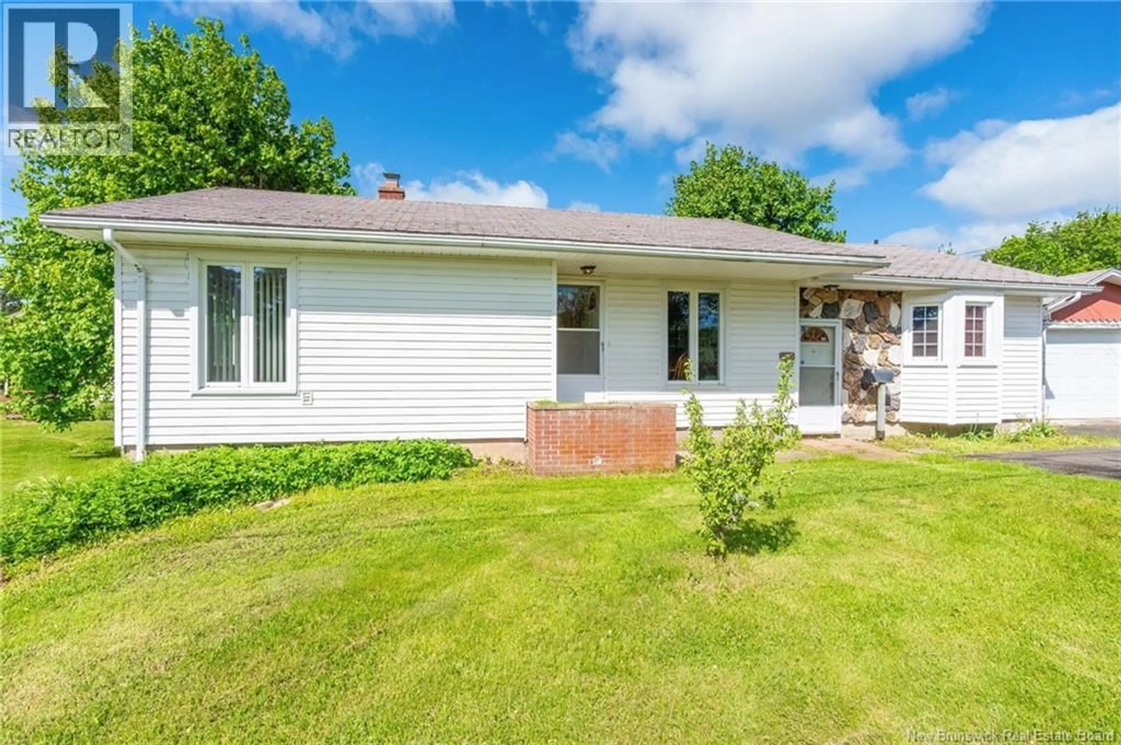 Home with vinyl exterior material, street for 10 WEBSTER AVENUE, Moncton New Brunswick E1E2N5