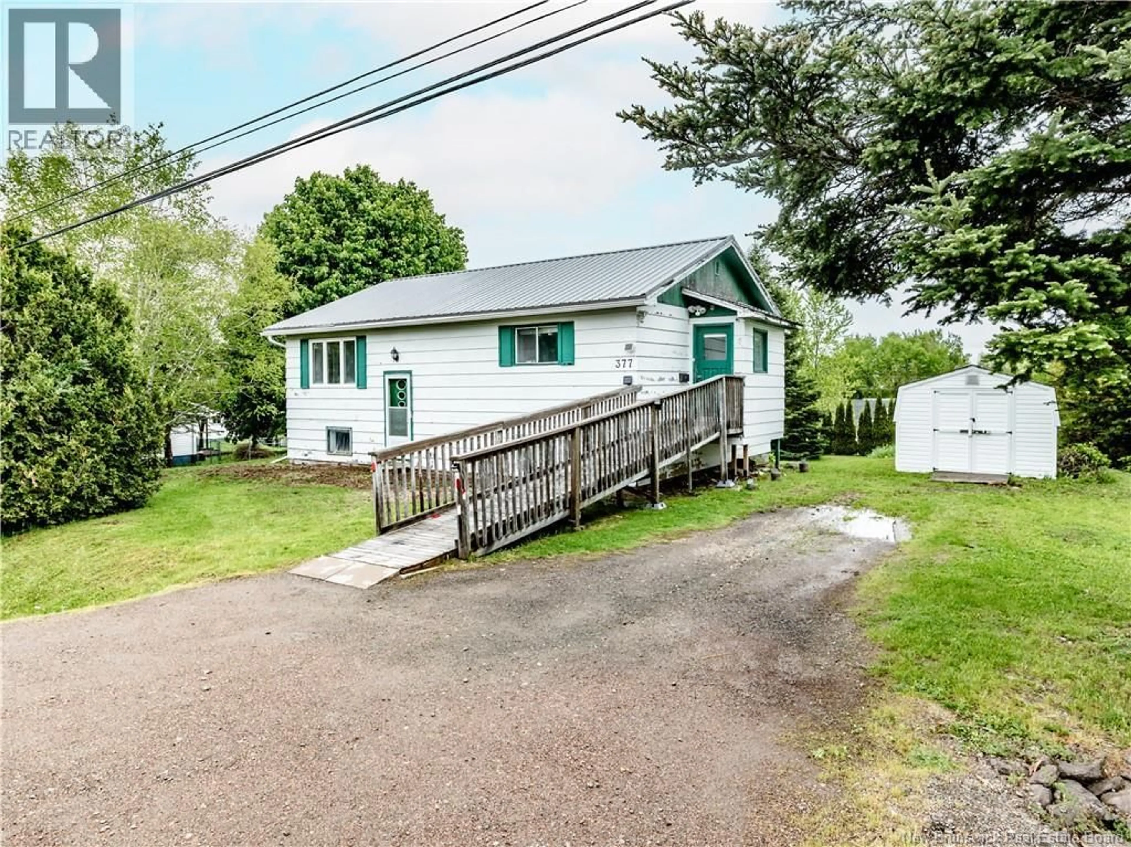 A pic from outside/outdoor area/front of a property/back of a property/a pic from drone, street for 377 MARGUERITE, Dieppe New Brunswick E1A7N7