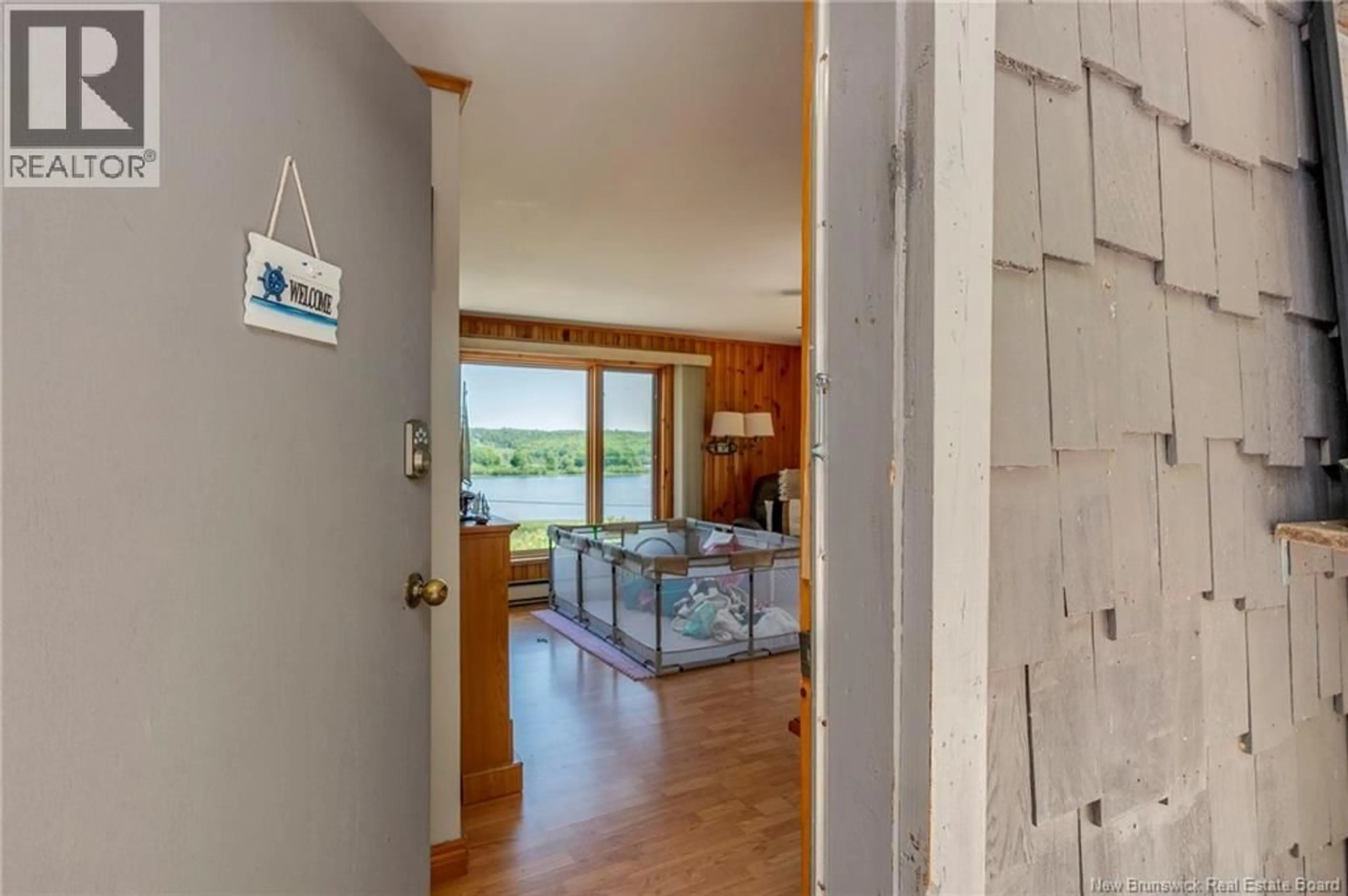 Indoor entryway for 5220 ROUTE 102, Hampstead New Brunswick E5M2B6