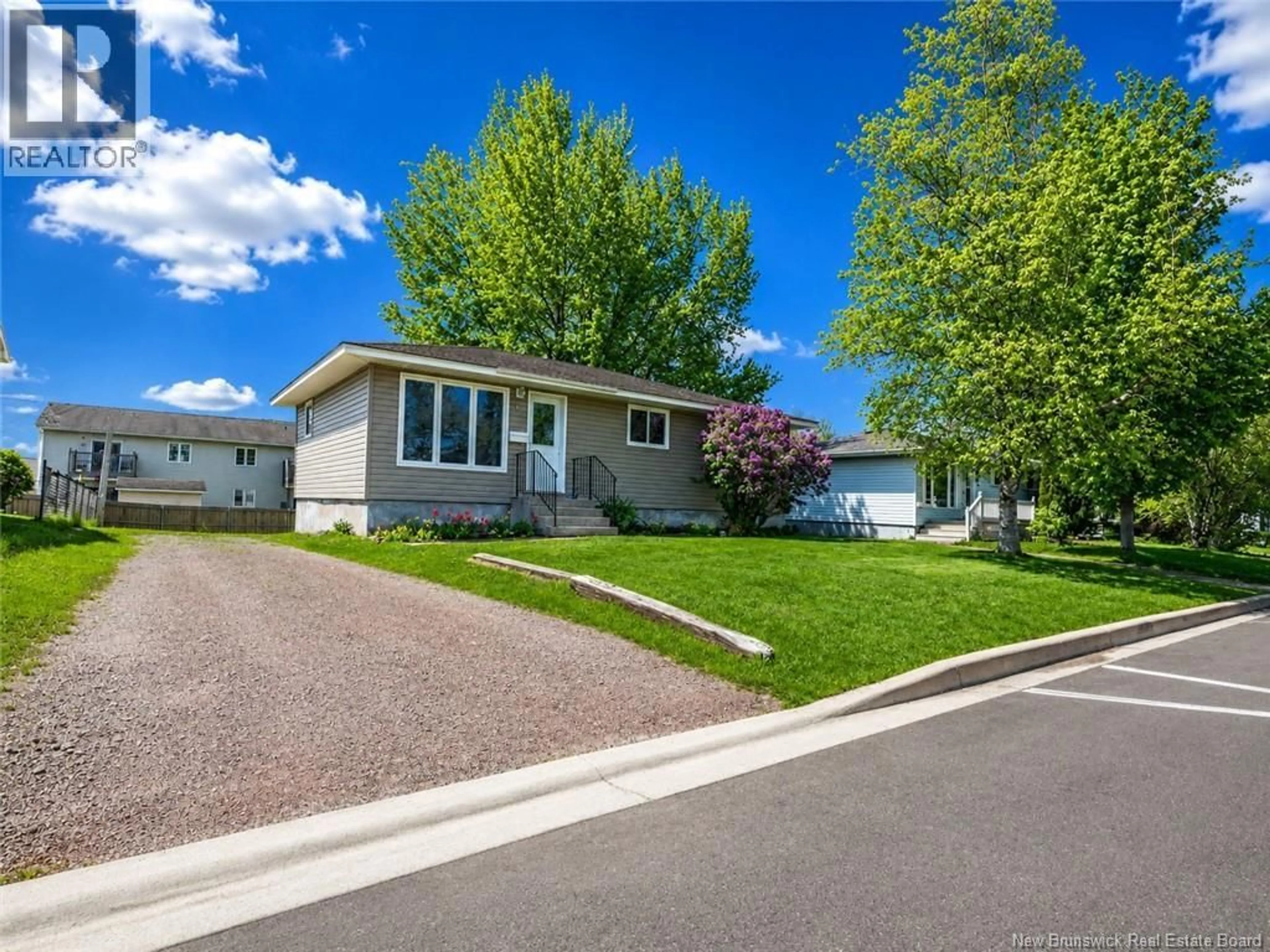Home with vinyl exterior material, street for 168 VIRGINIA, Dieppe New Brunswick E1A1L8