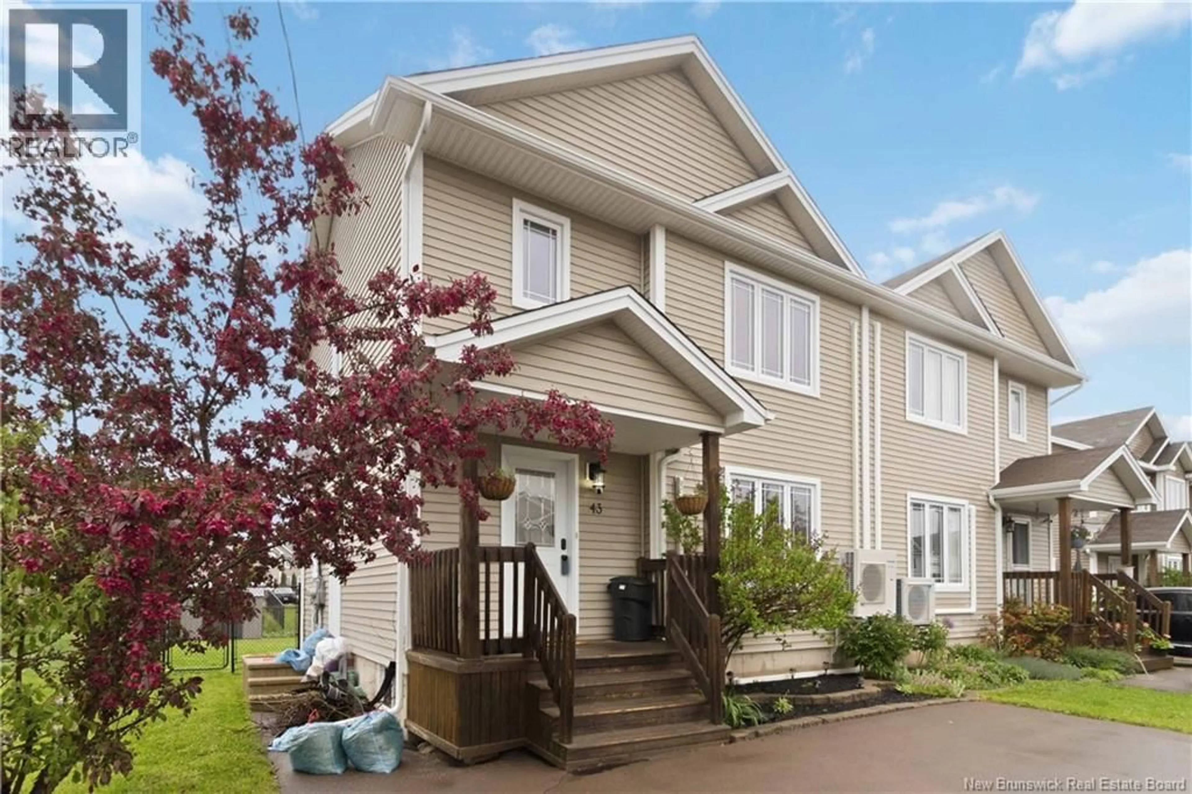 Home with vinyl exterior material, street for 43 NUGENT STREET, Dieppe New Brunswick E1A0S7