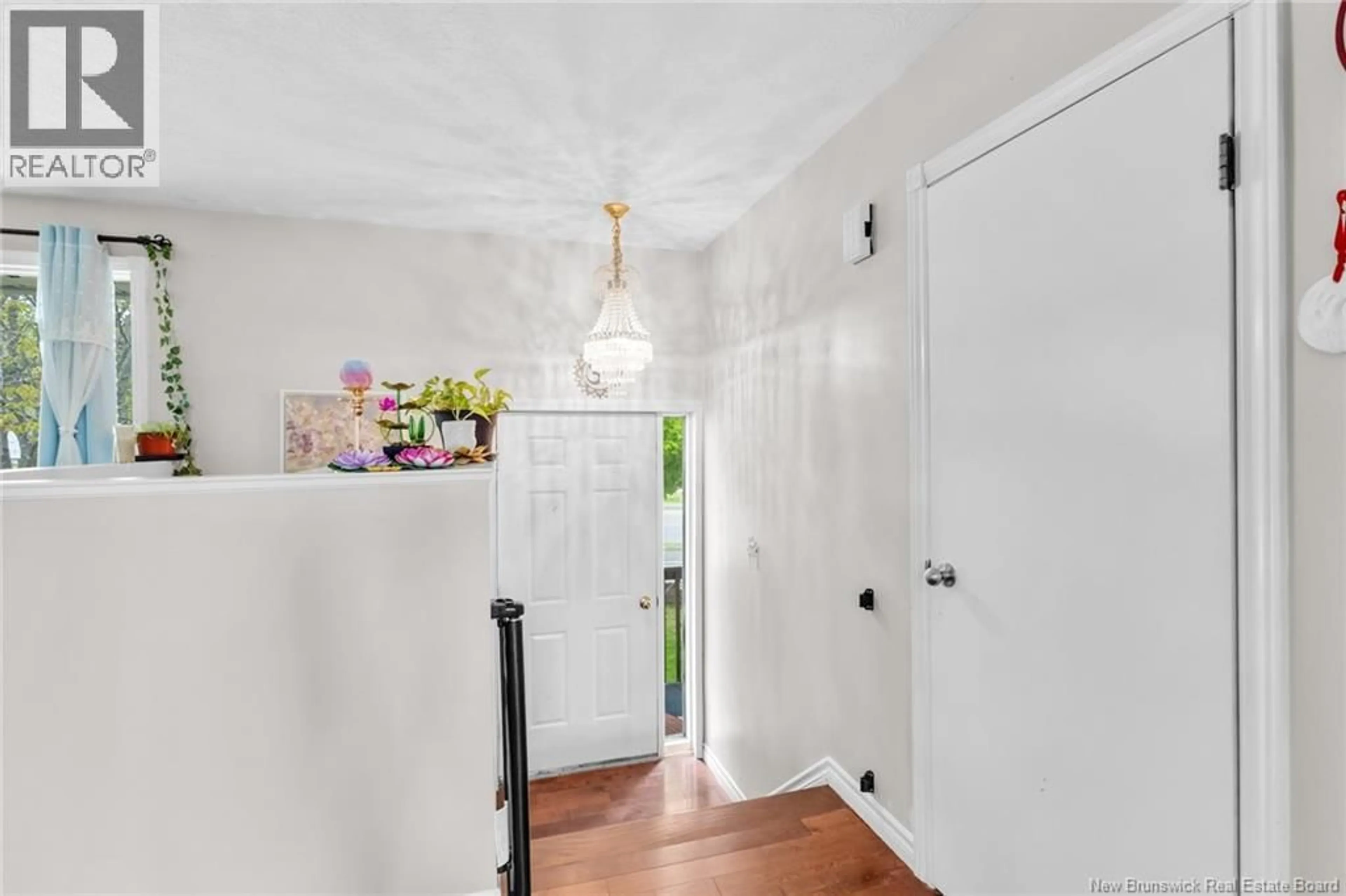 Indoor entryway for 818 WAASIS ROAD, Oromocto New Brunswick E2V2P1