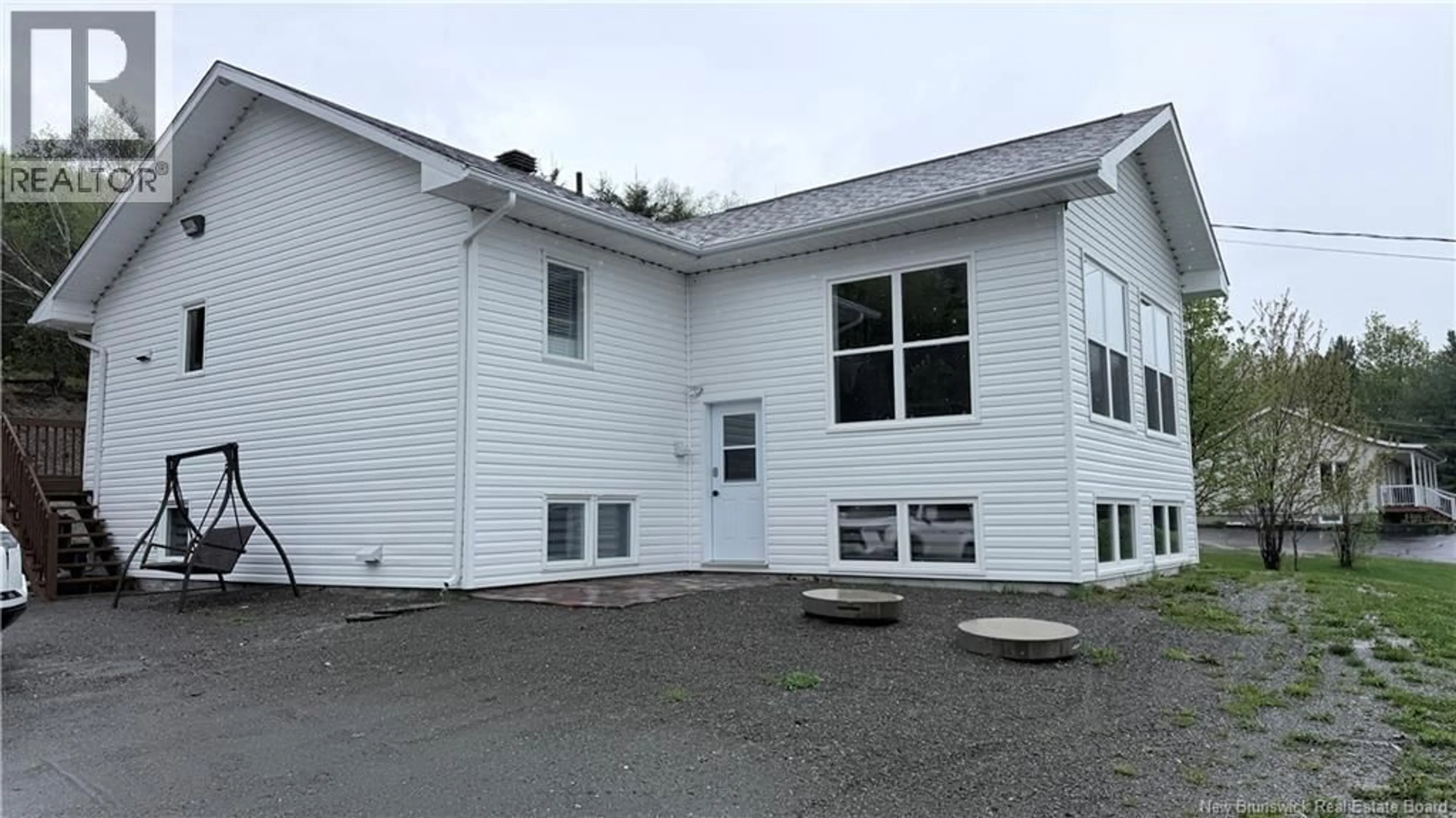 Home with vinyl exterior material, building for 5952 ROUTE 120, Lac Baker New Brunswick E7A1M9