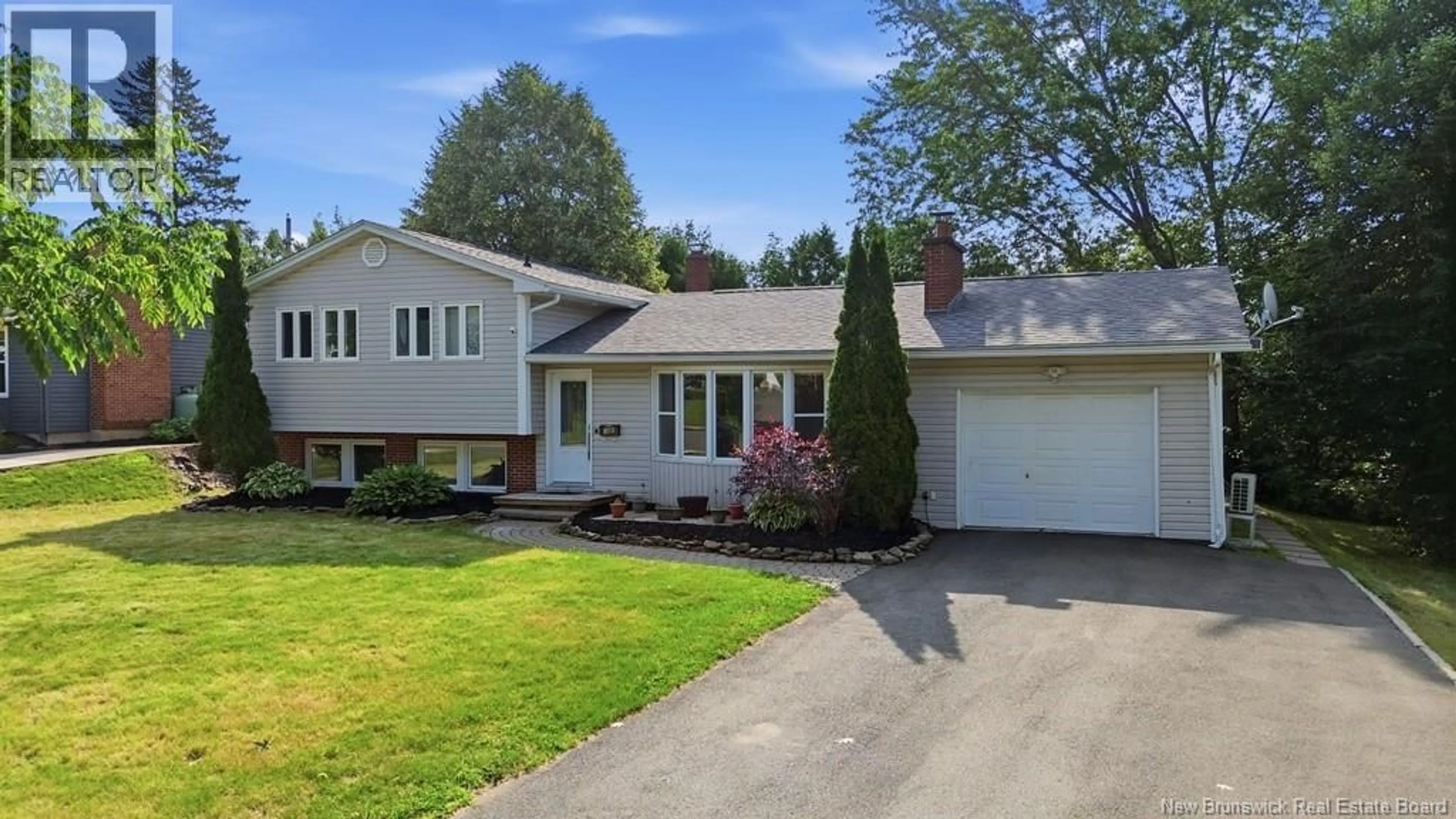 Home with vinyl exterior material, street for 108 MADDISON AVENUE, Fredericton New Brunswick E3A2N4