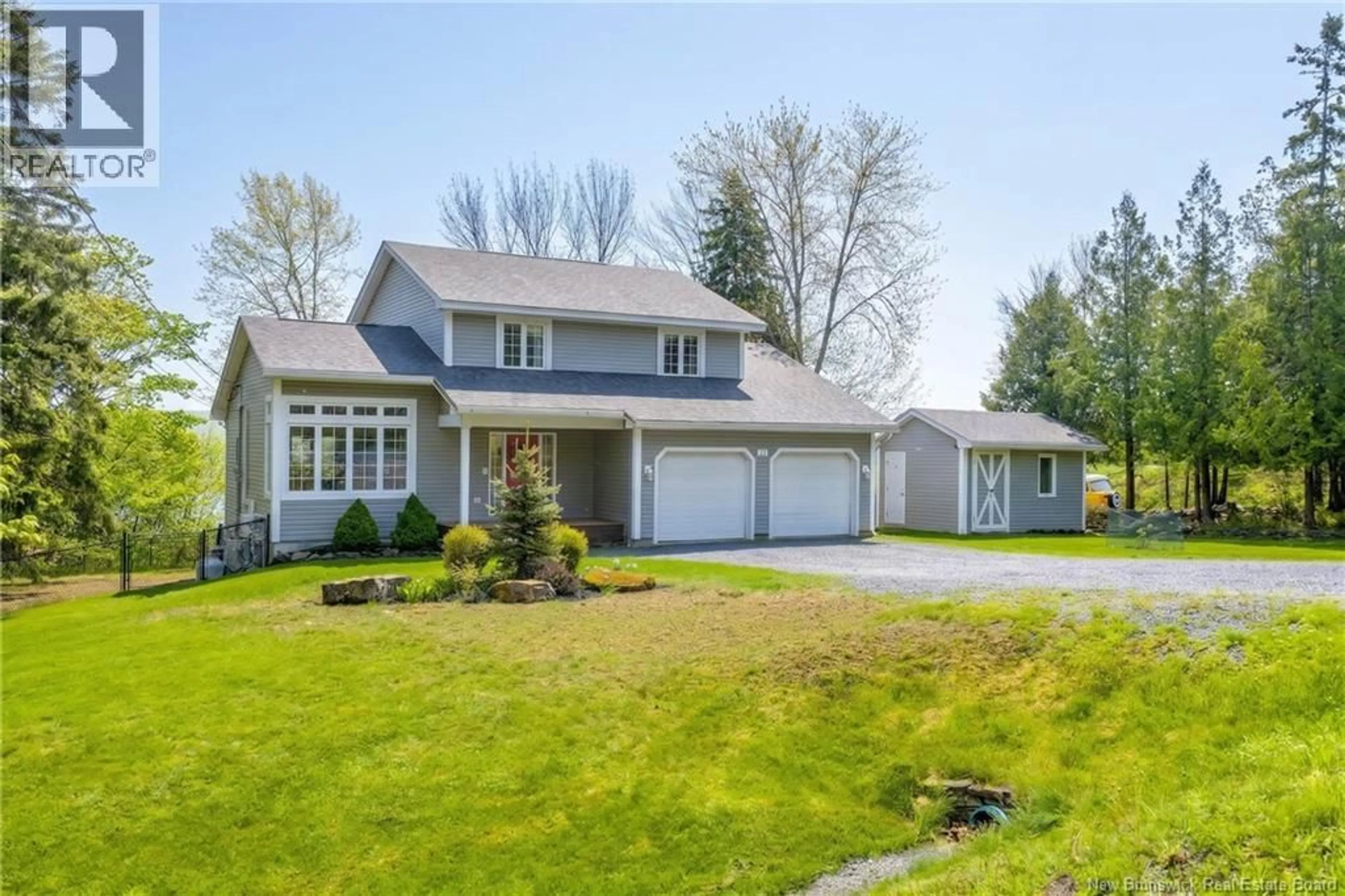 Home with vinyl exterior material, street for 37 BELL AVENUE, Darlings Island New Brunswick E5N6R4