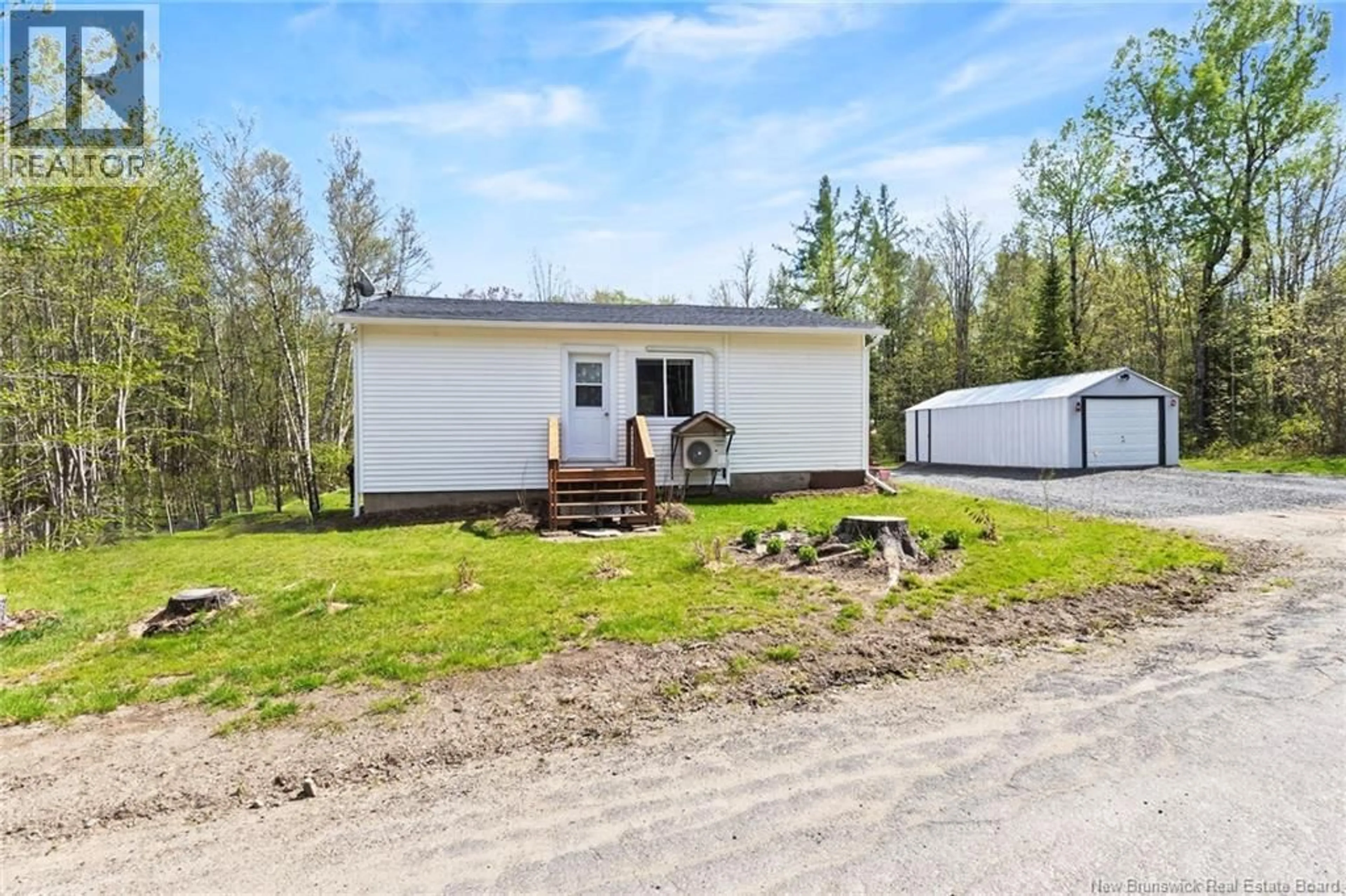 Shed for 23 OAK STREET, Minto New Brunswick E4B3C4