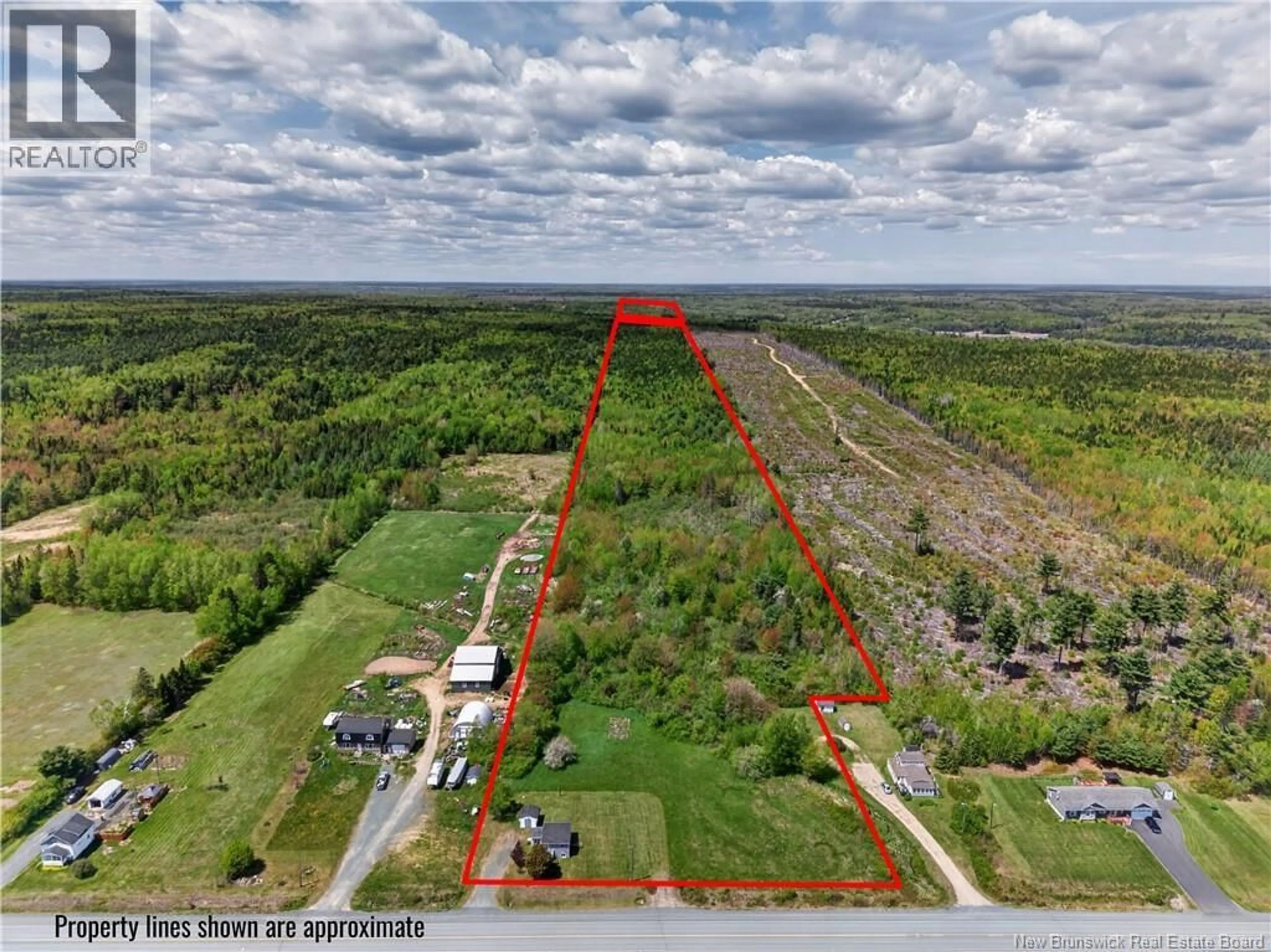 A pic from outside/outdoor area/front of a property/back of a property/a pic from drone, unknown for 517 ROUTE 11 HWY, Lower Newcastle New Brunswick E1V7G2