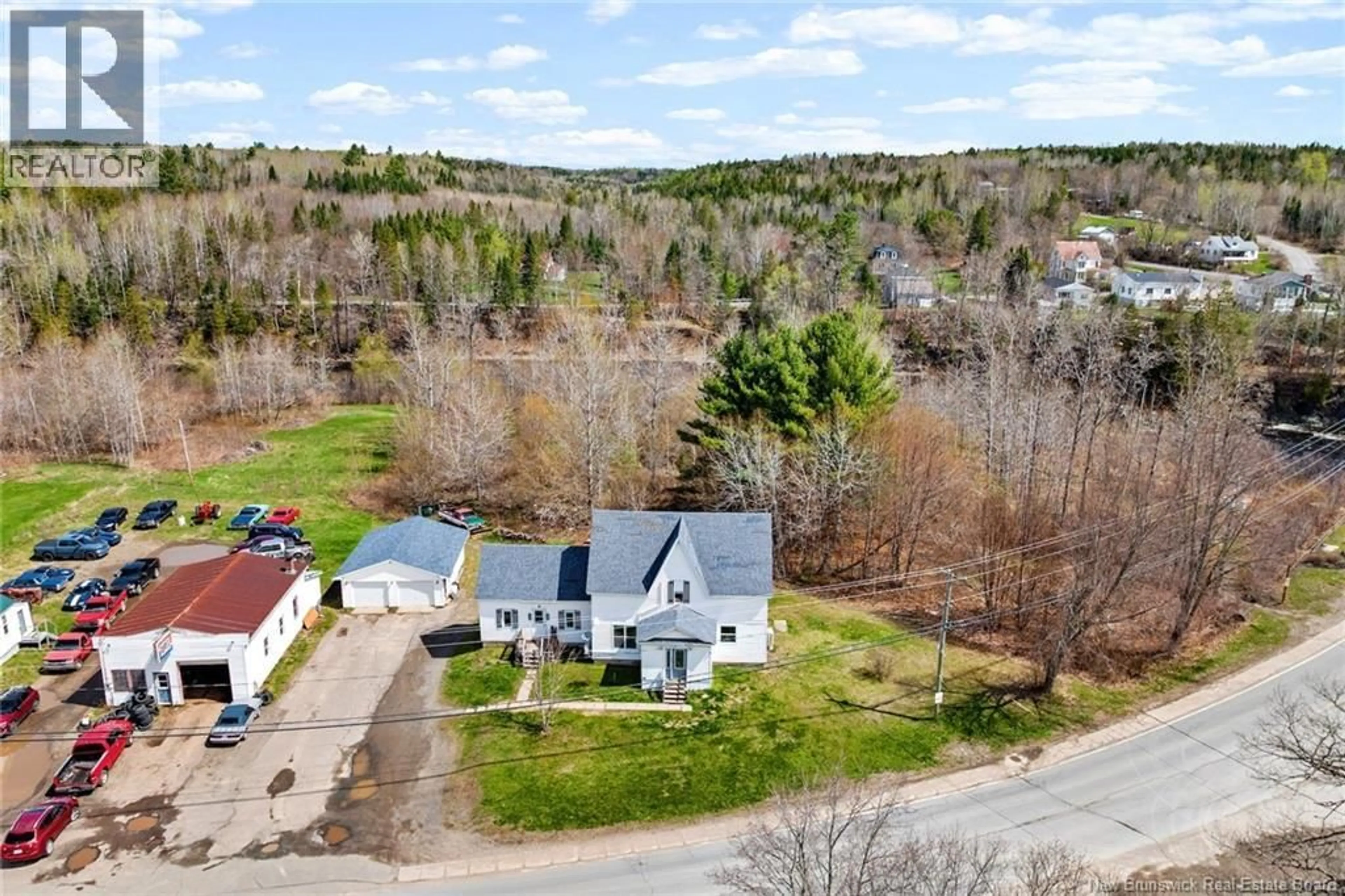 A pic from outside/outdoor area/front of a property/back of a property/a pic from drone, unknown for 25 ROUTE 620, Stanley New Brunswick E6B1B1