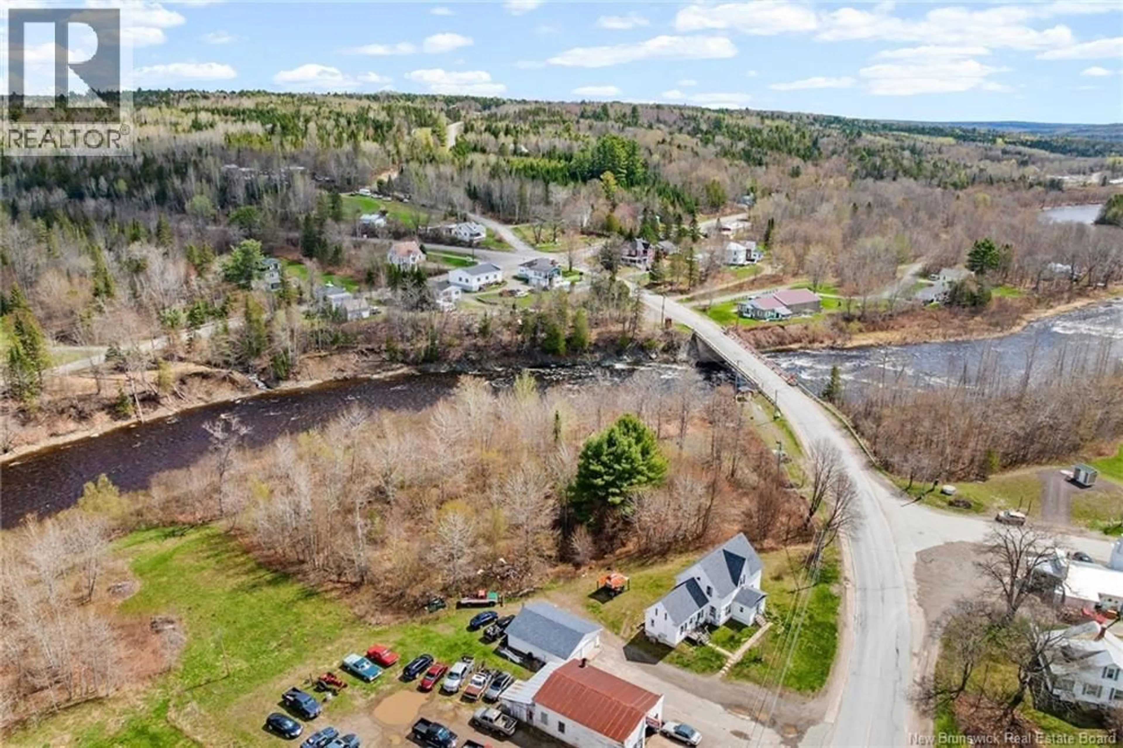 A pic from outside/outdoor area/front of a property/back of a property/a pic from drone, water/lake/river/ocean view for 25 ROUTE 620, Stanley New Brunswick E6B1B1