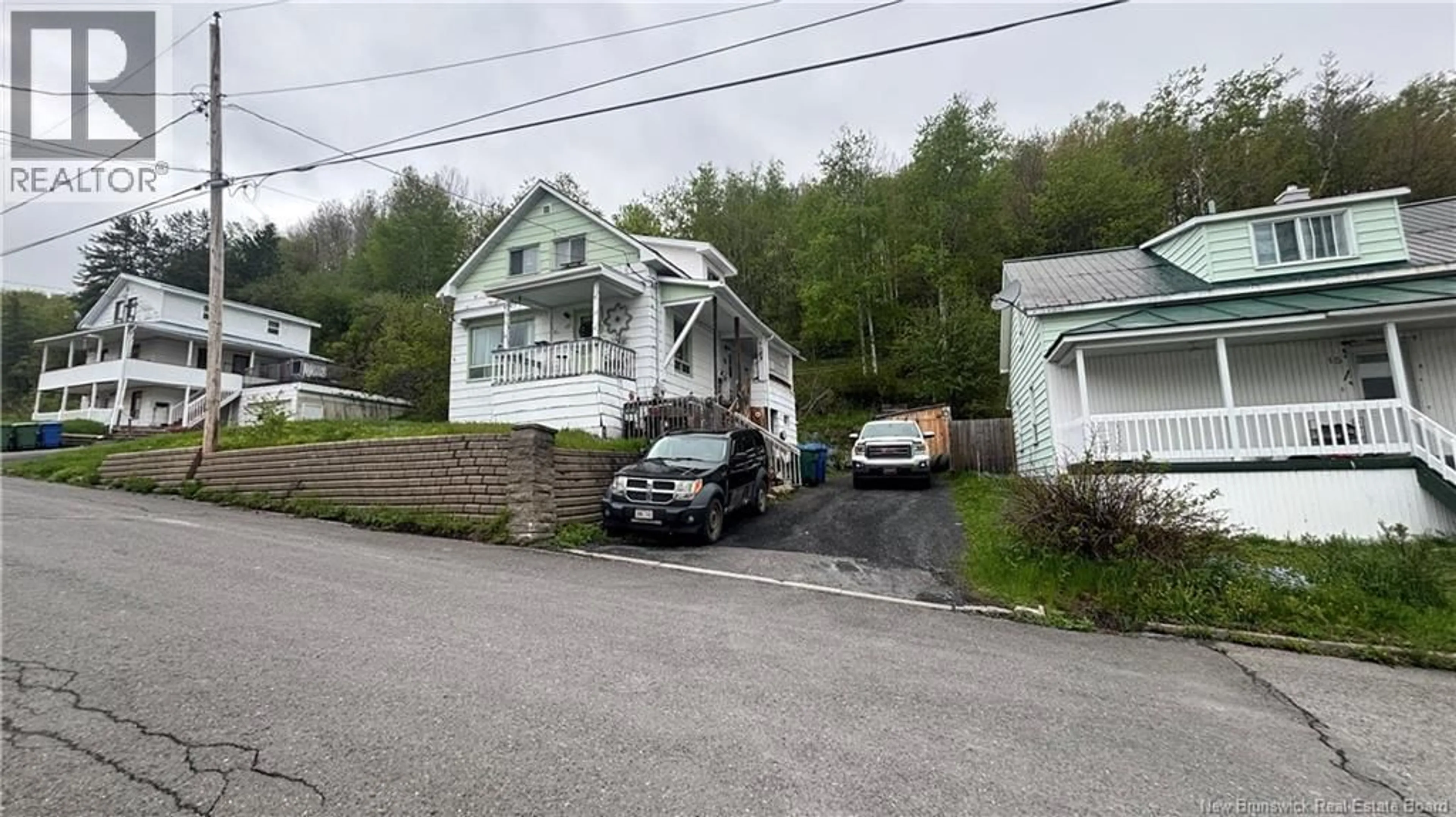 Parking for 17 DAIGLE STREET, Edmundston New Brunswick E3V1G4