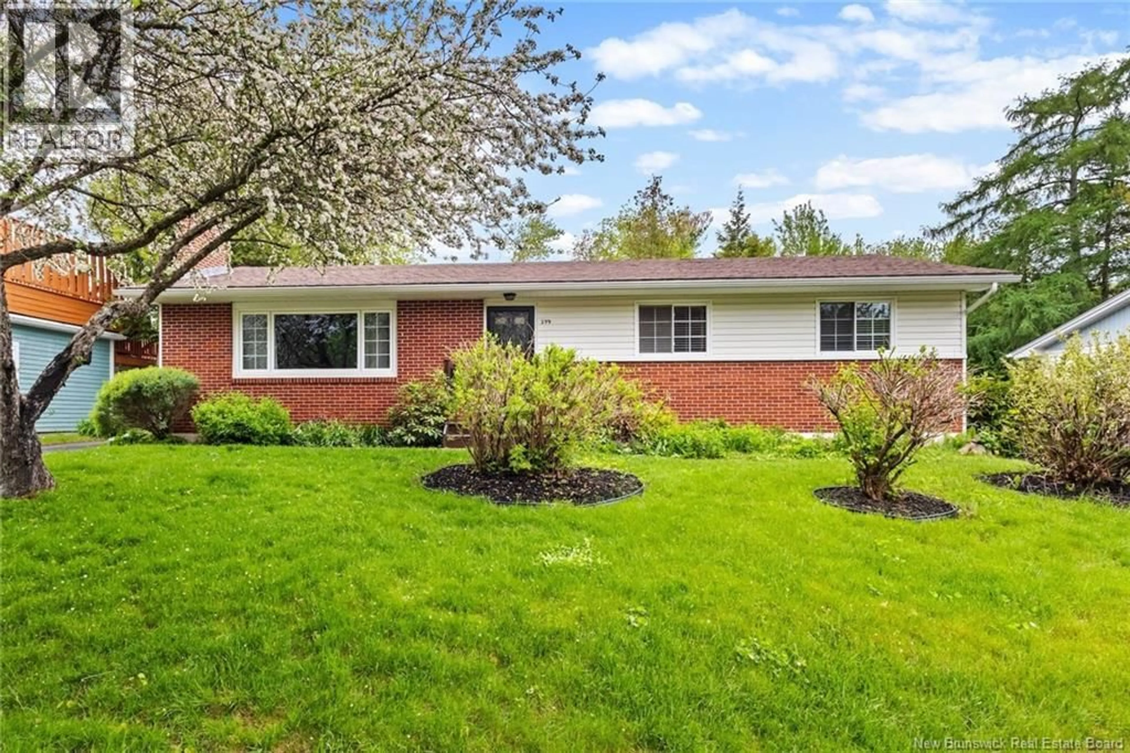 Home with vinyl exterior material, street for 295 WILLINGDON STREET, Fredericton New Brunswick E3B3A6