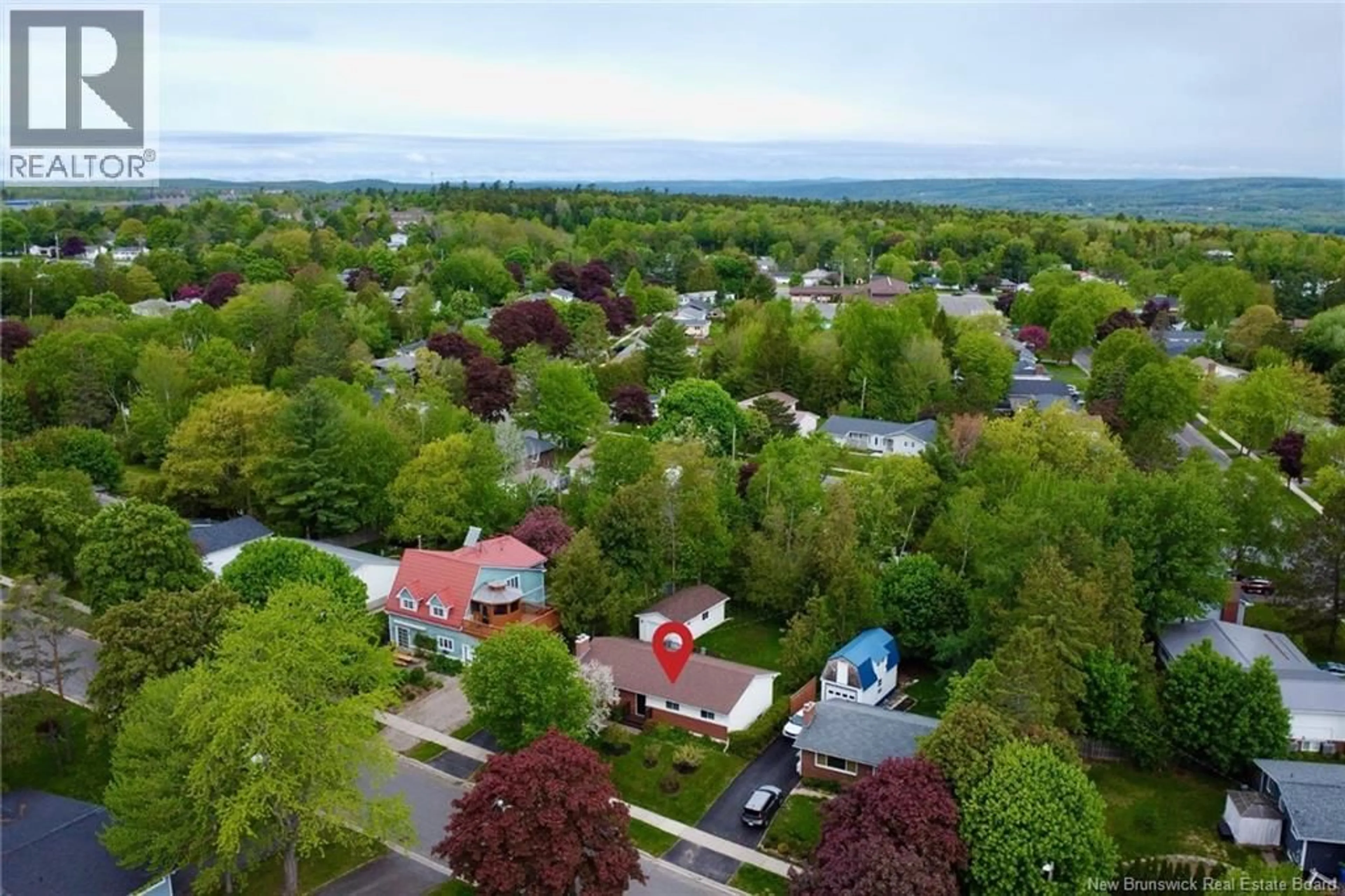 A pic from outside/outdoor area/front of a property/back of a property/a pic from drone, unknown for 295 WILLINGDON STREET, Fredericton New Brunswick E3B3A6