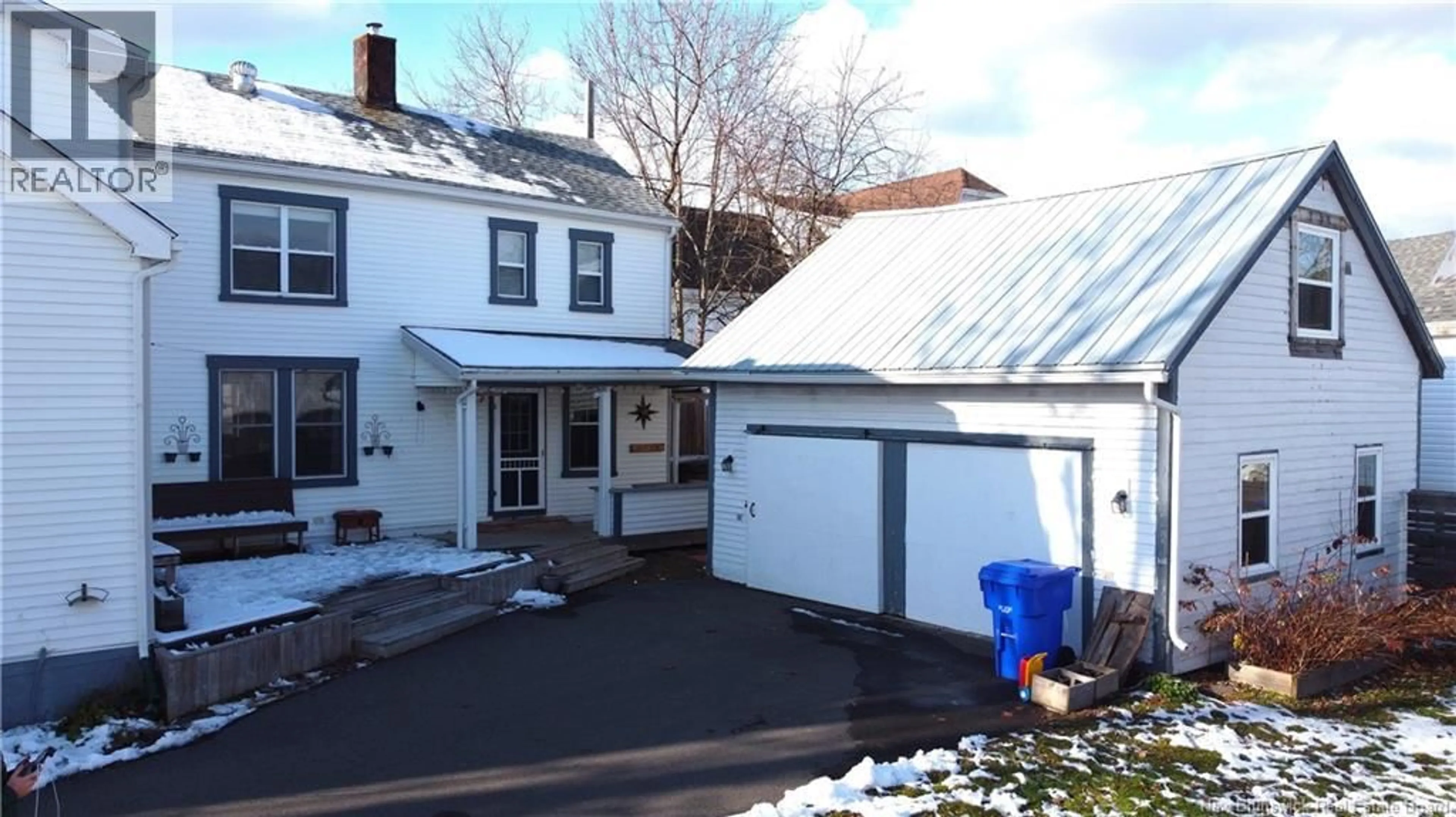 A pic from outside/outdoor area/front of a property/back of a property/a pic from drone, street for 7 ST. CROIX STREET, St. Stephen New Brunswick E3L2A2
