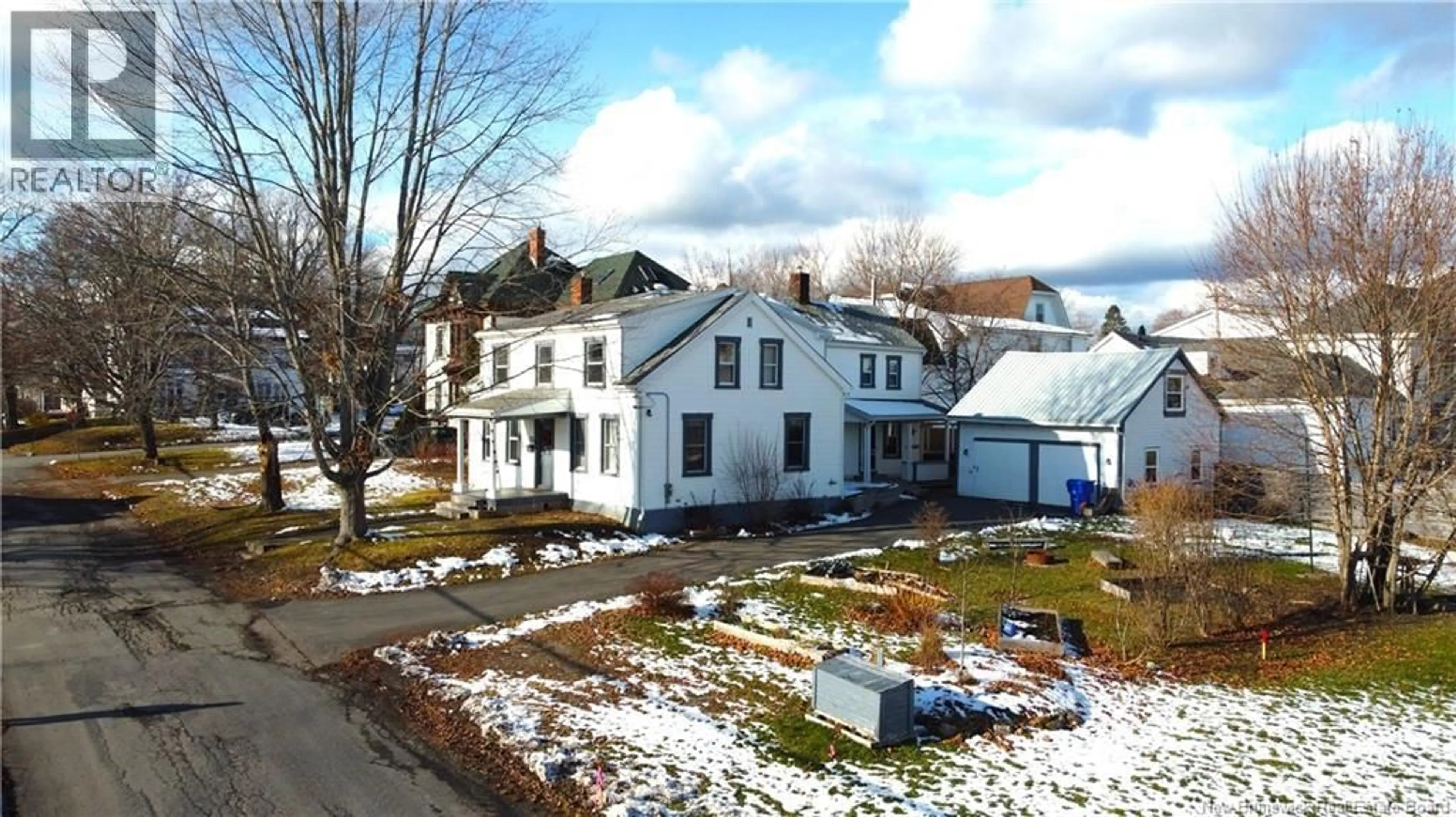 A pic from outside/outdoor area/front of a property/back of a property/a pic from drone, building for 7 ST. CROIX STREET, St. Stephen New Brunswick E3L2A2