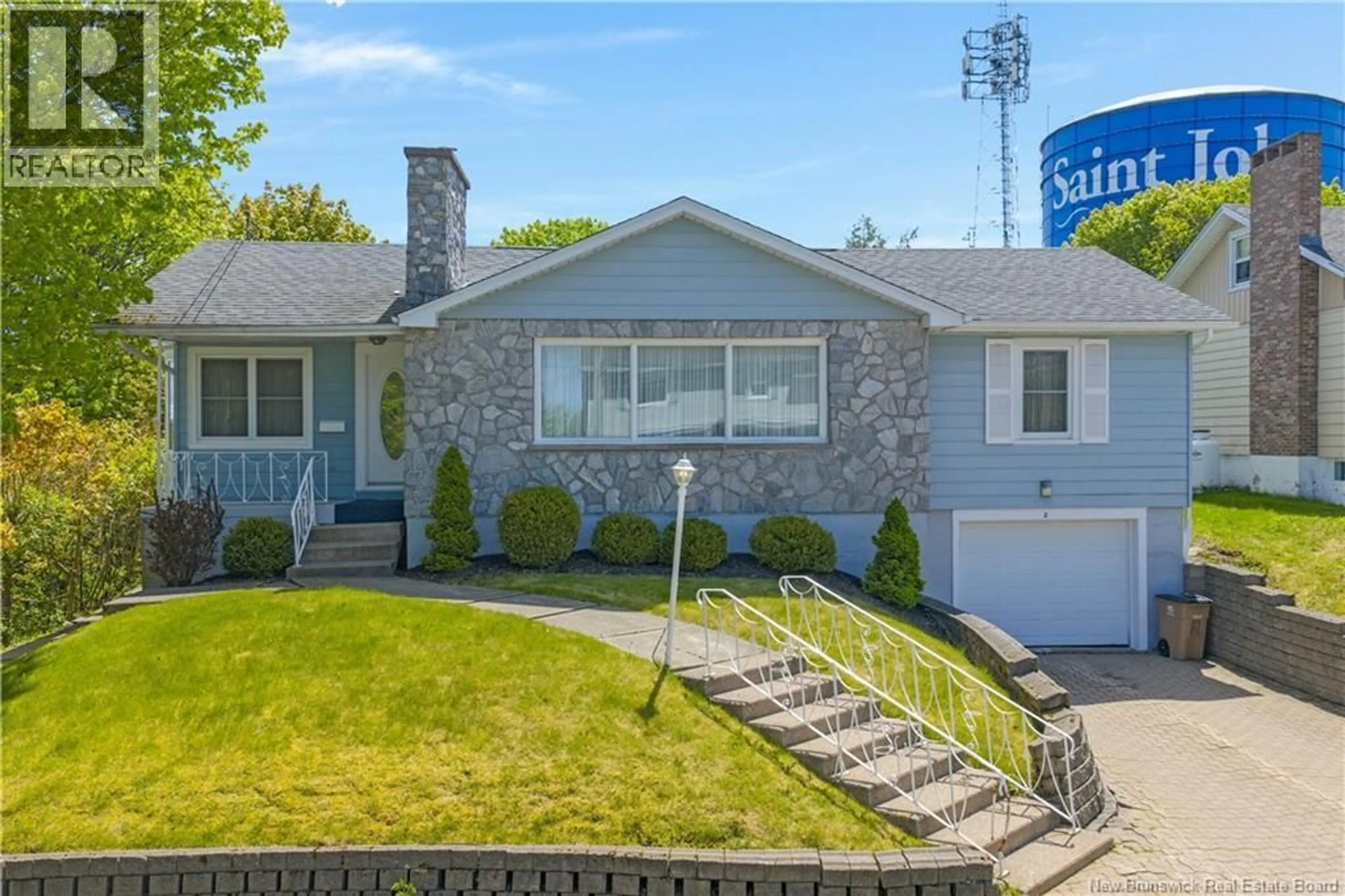 Home with vinyl exterior material, street for 2 BUENA VISTA, Saint John New Brunswick E2M2S8