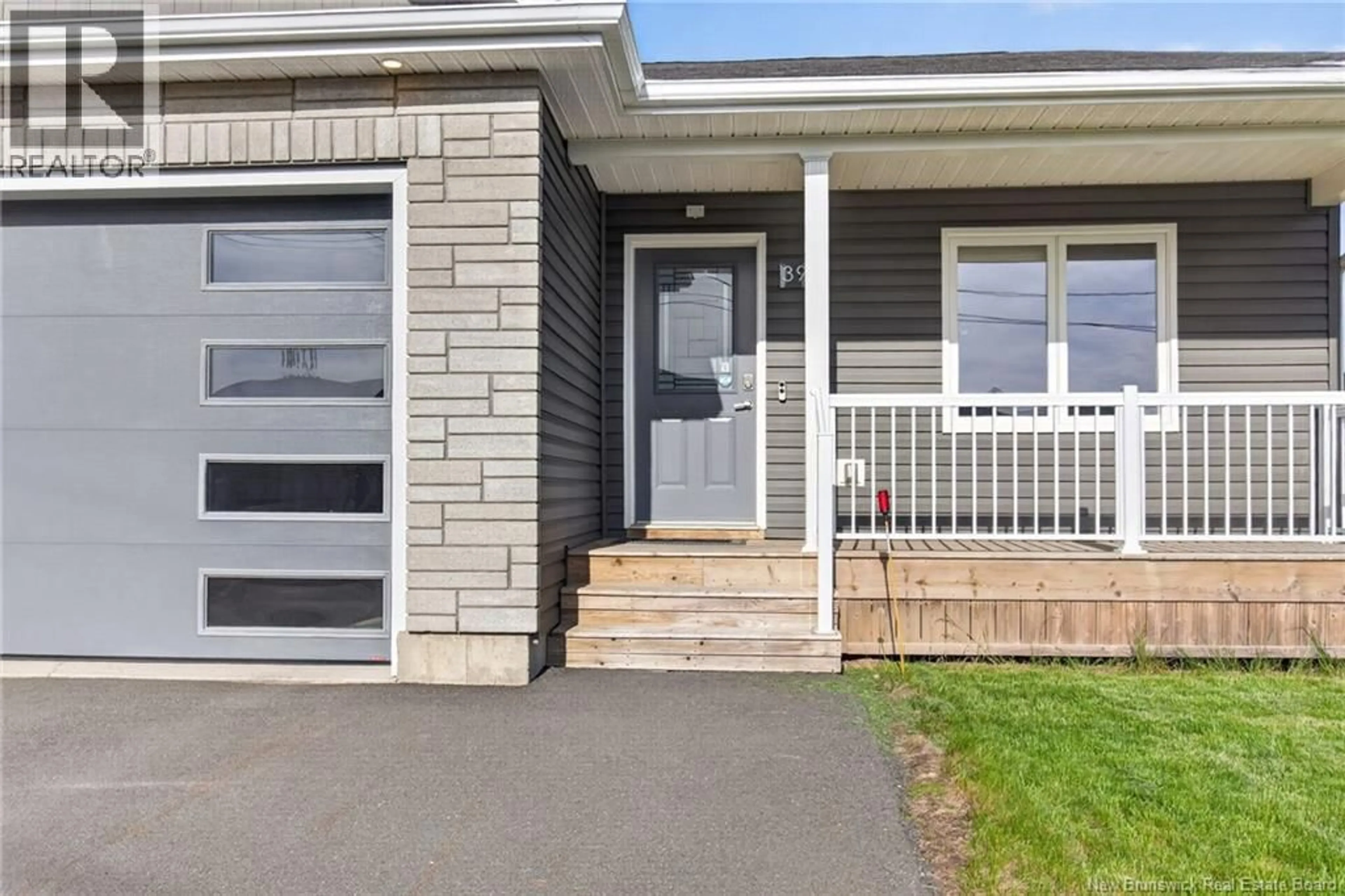 Home with vinyl exterior material, street for 39 SATLEVILLE CRESCENT, Riverview New Brunswick E1B0W3